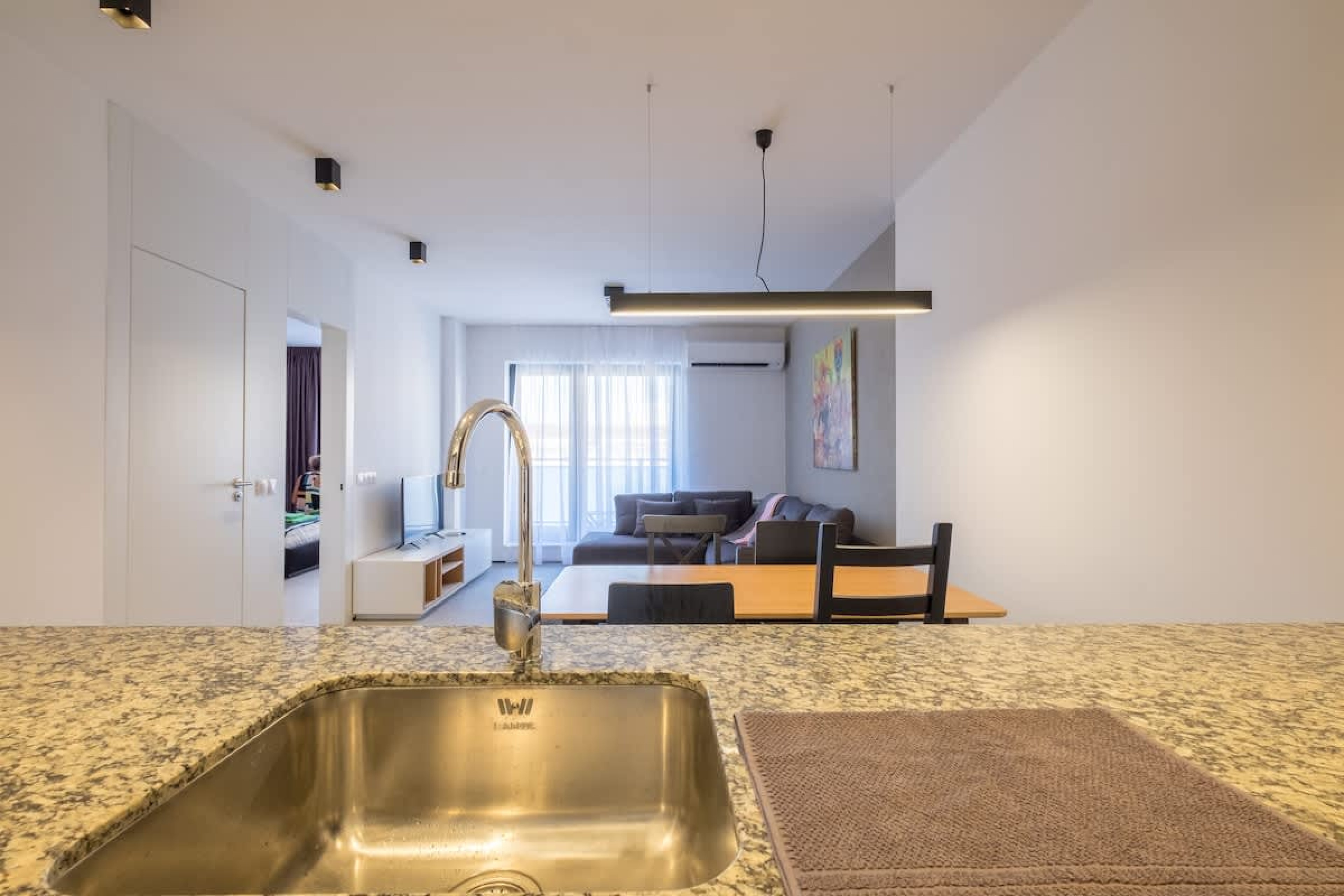 Scoutaround White Logo