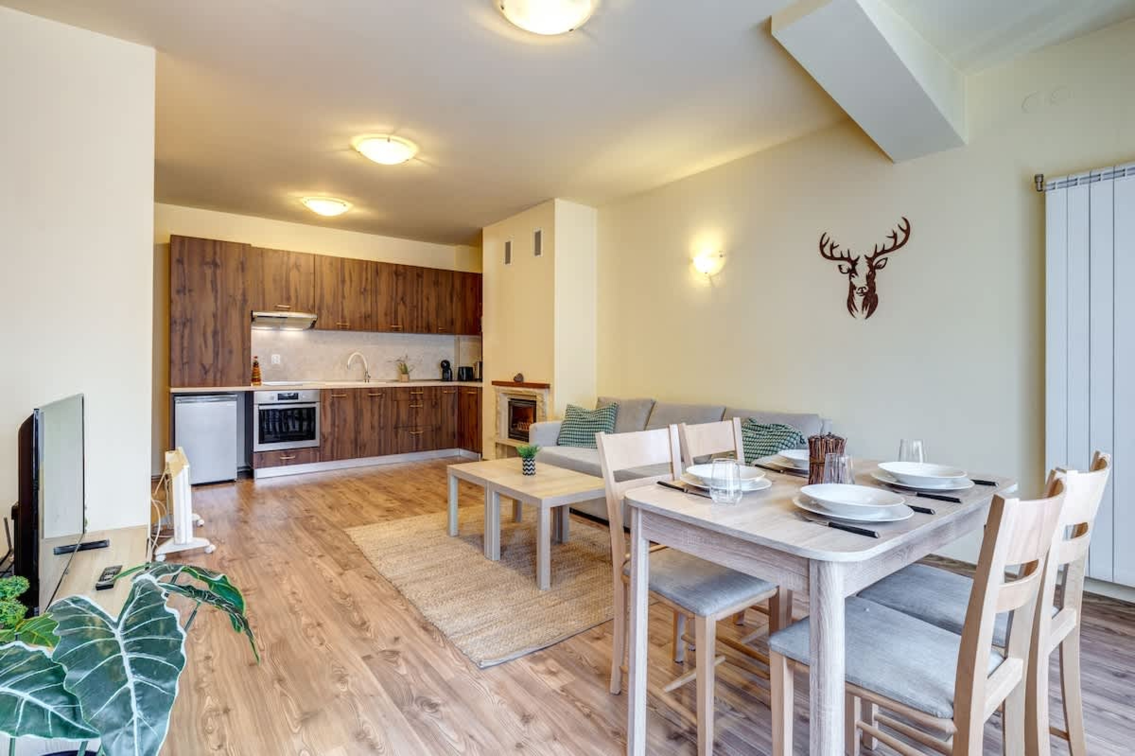 Cosy 1BD Apt w/ Free Parking and Balcony - Photo 11