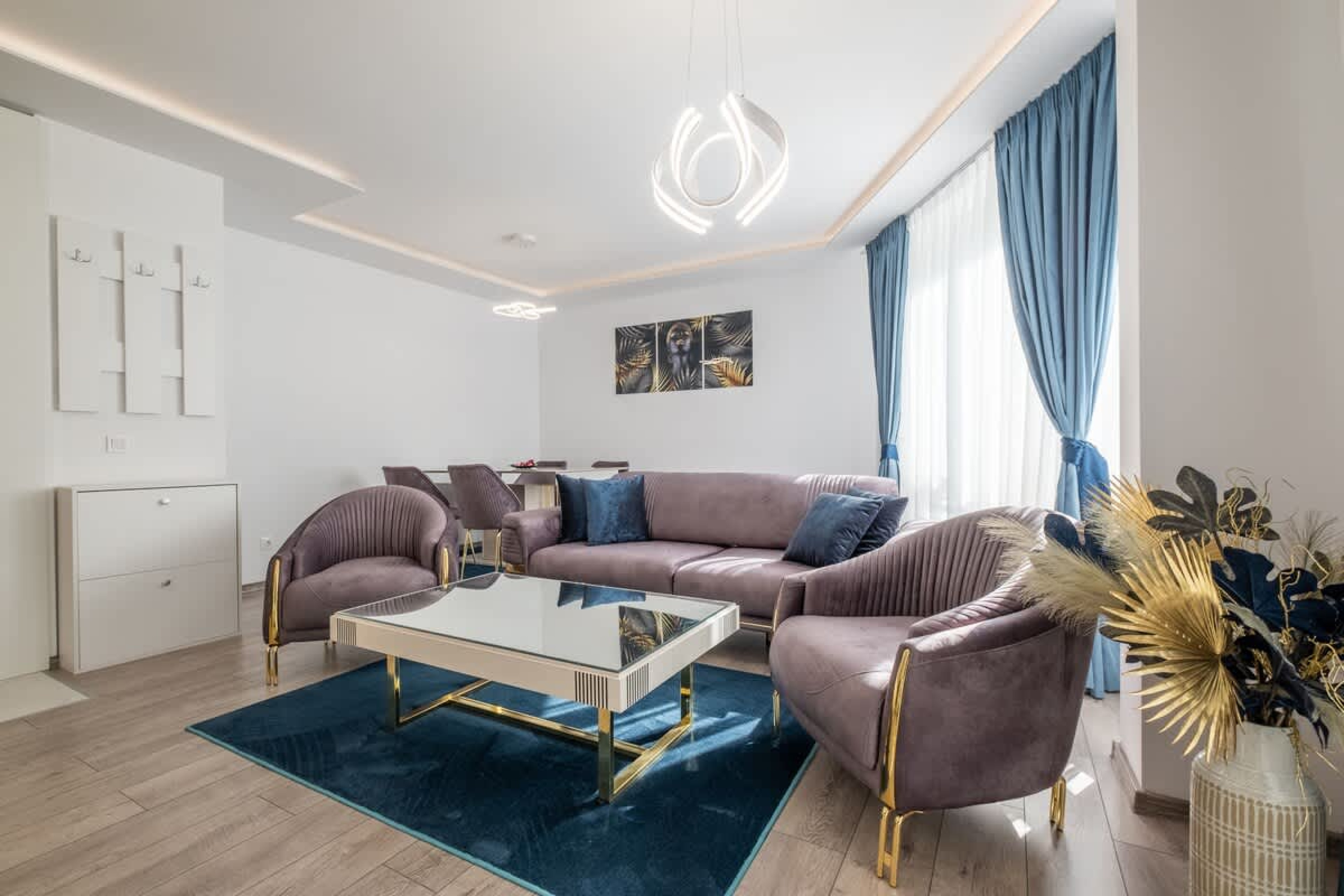 Scoutaround White Logo