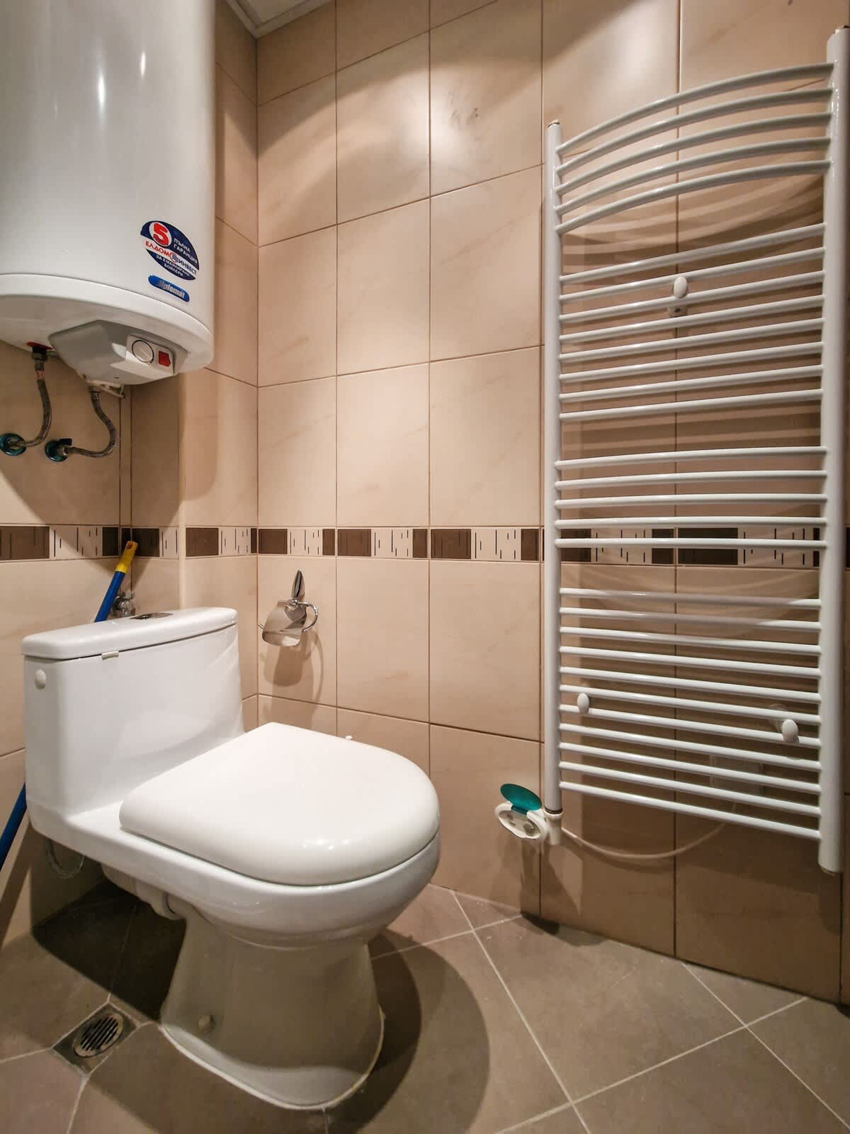 Scoutaround White Logo