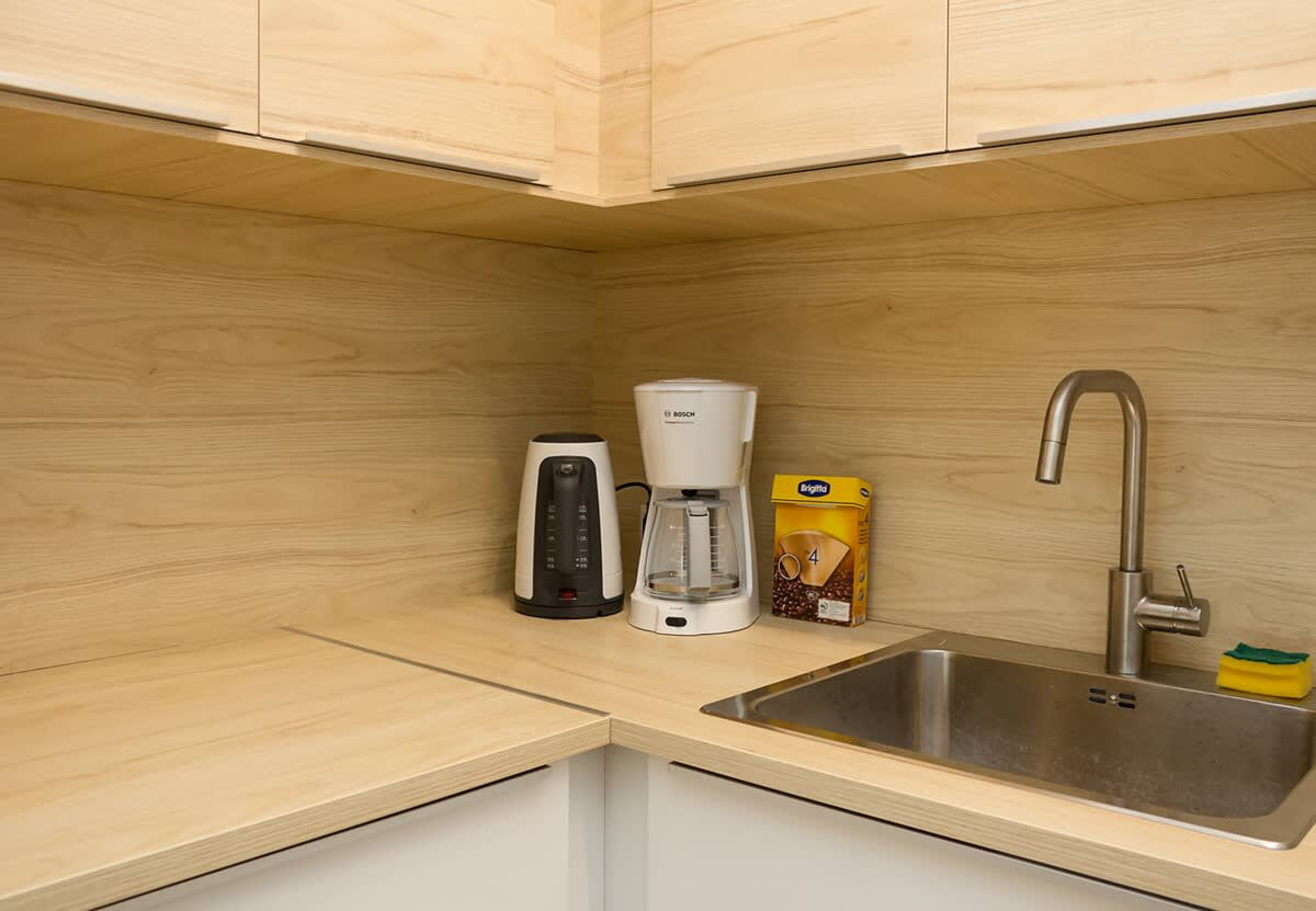 Scoutaround White Logo