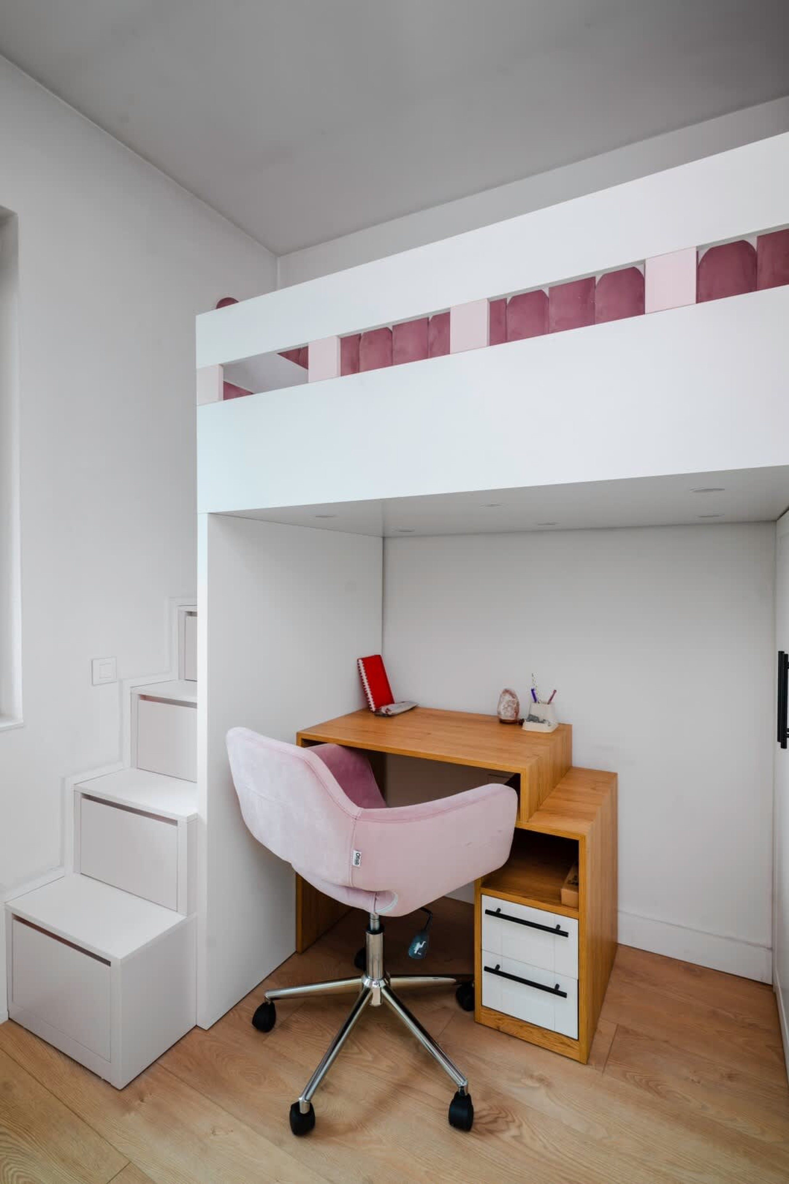 Sunny Stylish Apartment in Sofia - Photo 6