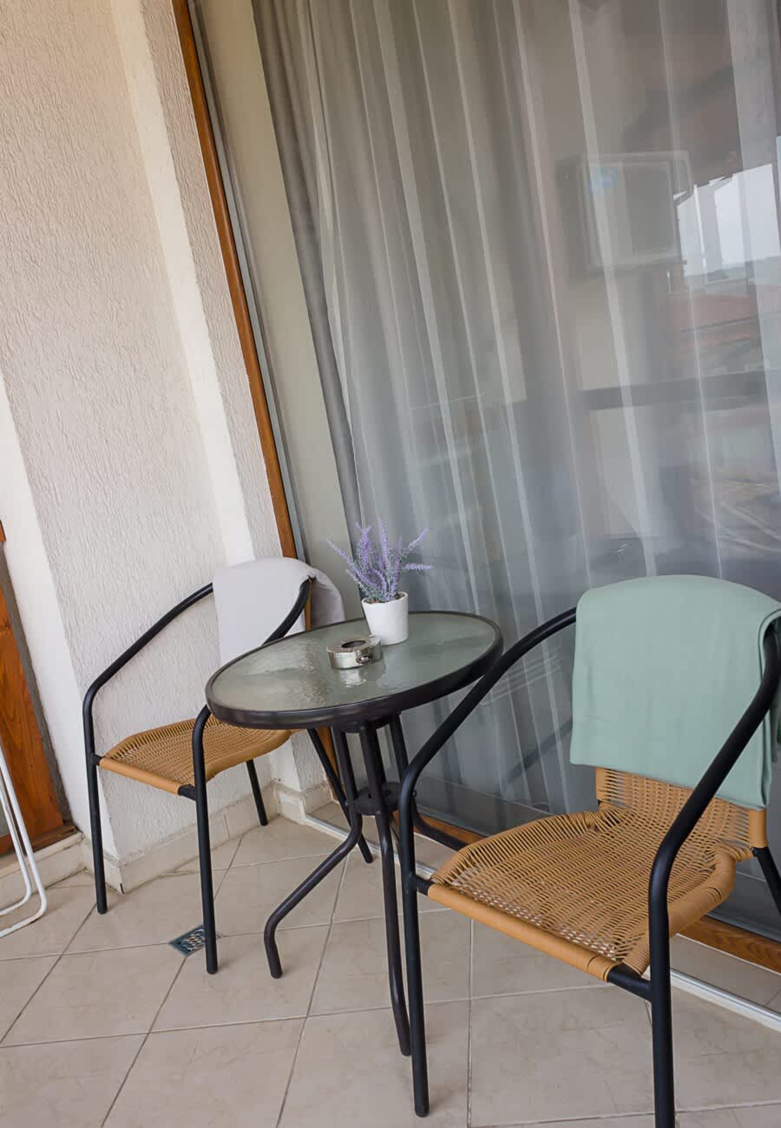 Scoutaround White Logo