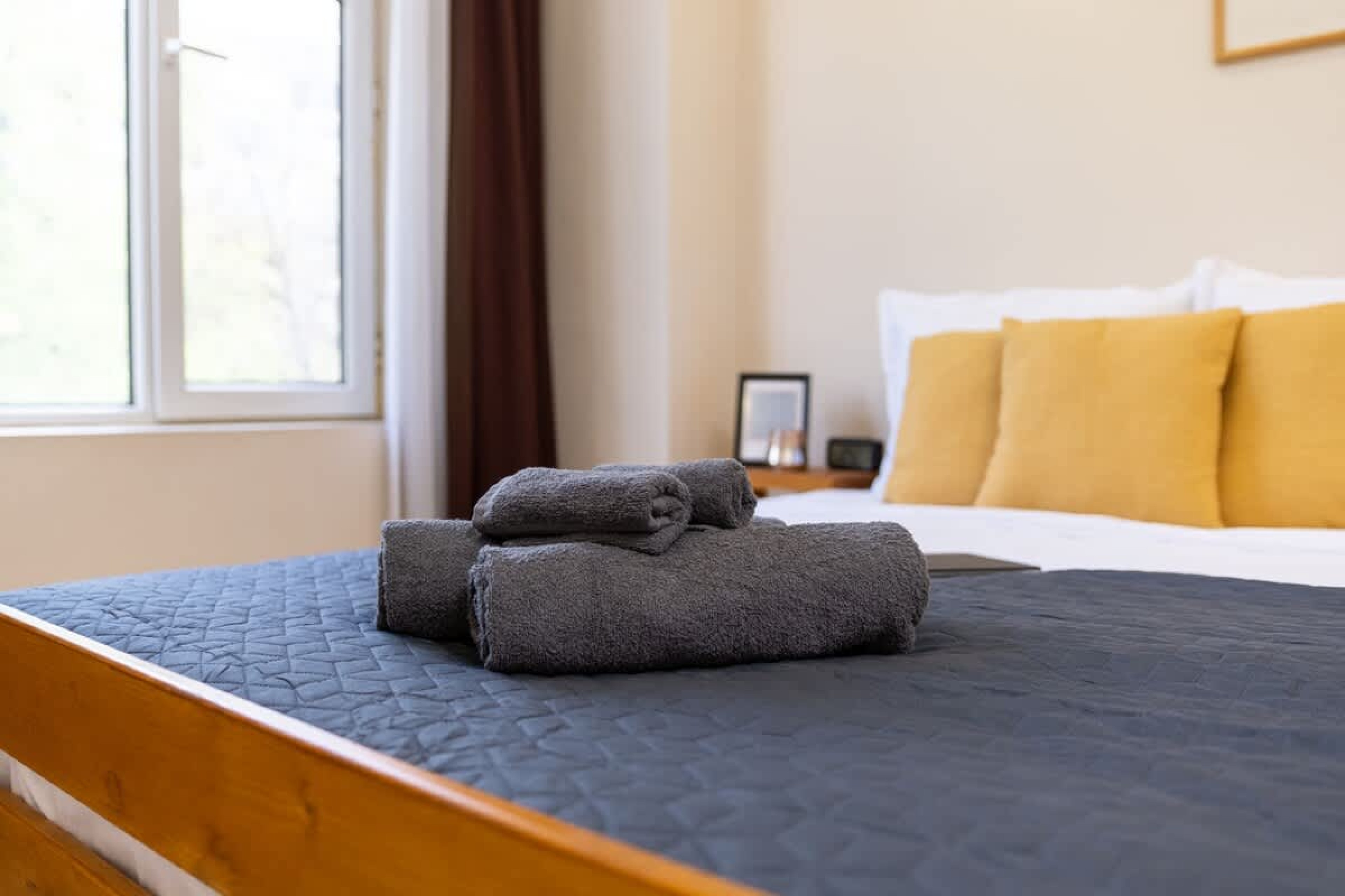 Scoutaround White Logo