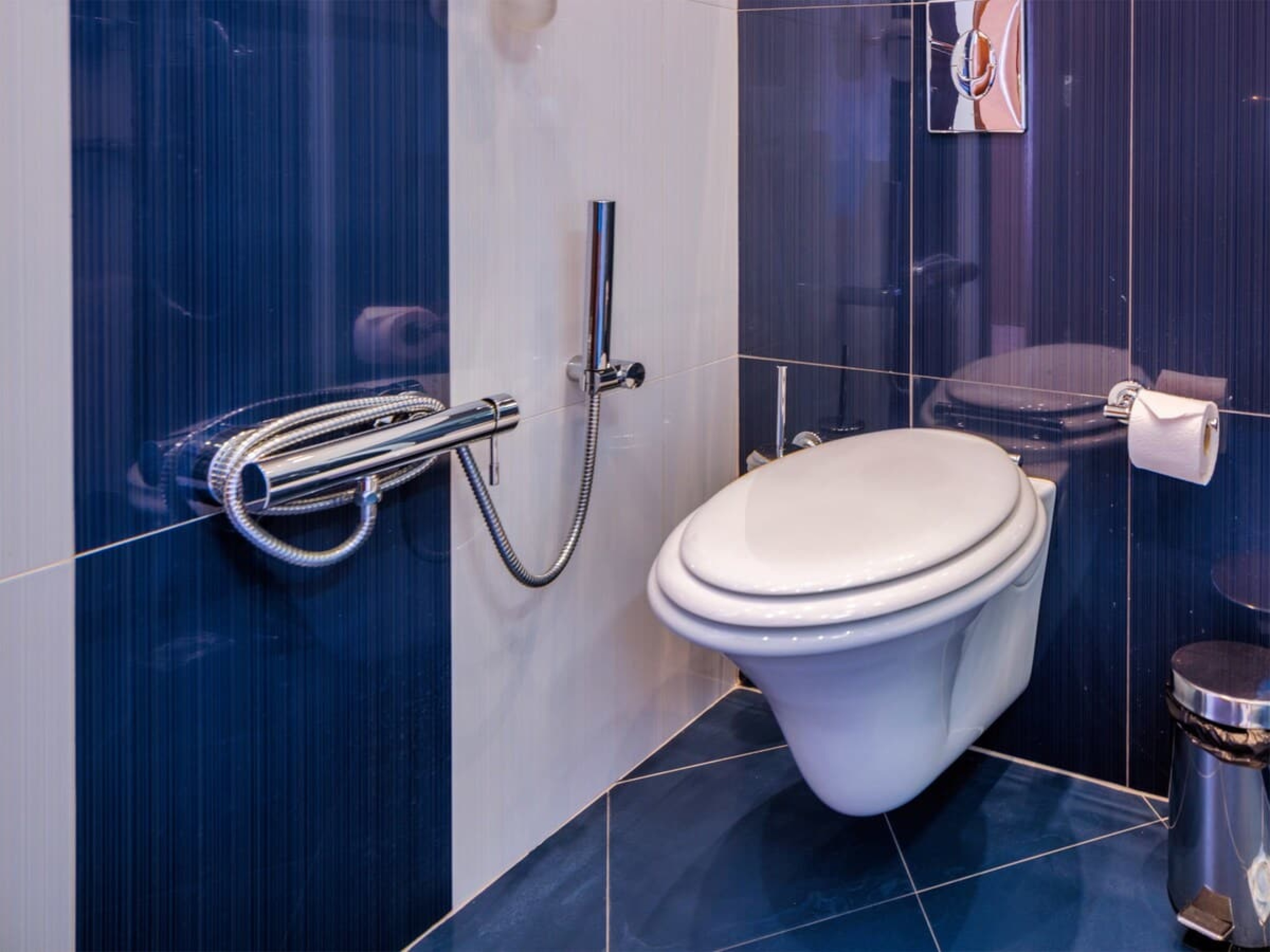 Scoutaround White Logo