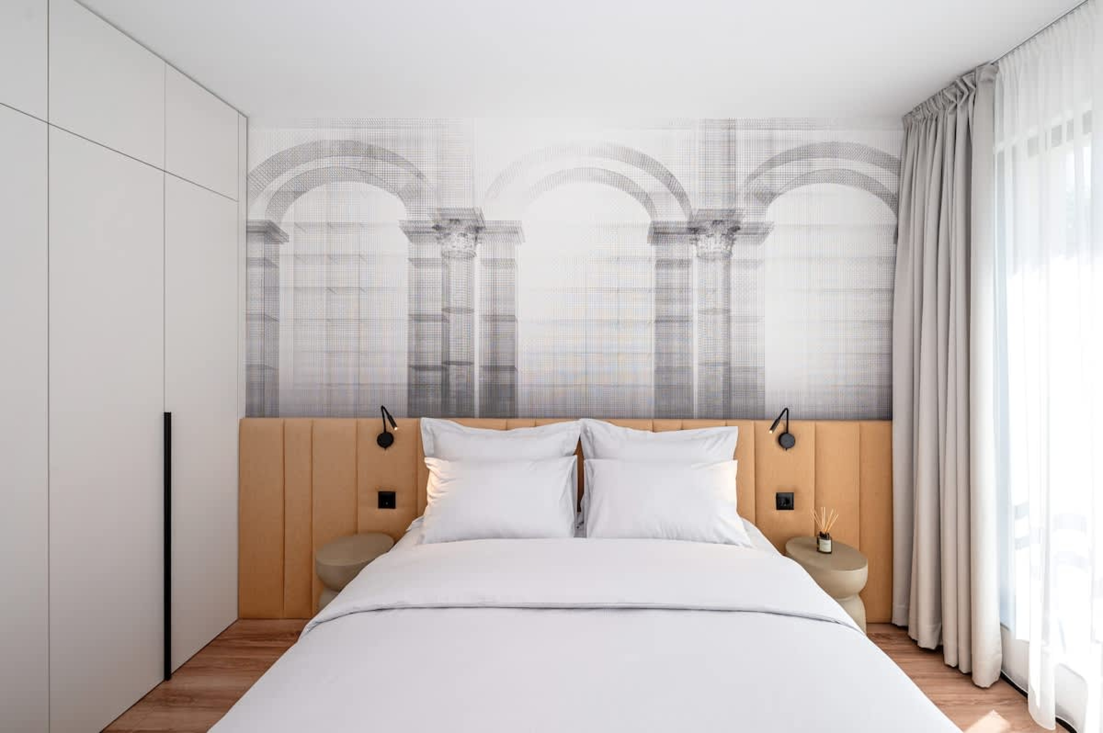 Scoutaround White Logo