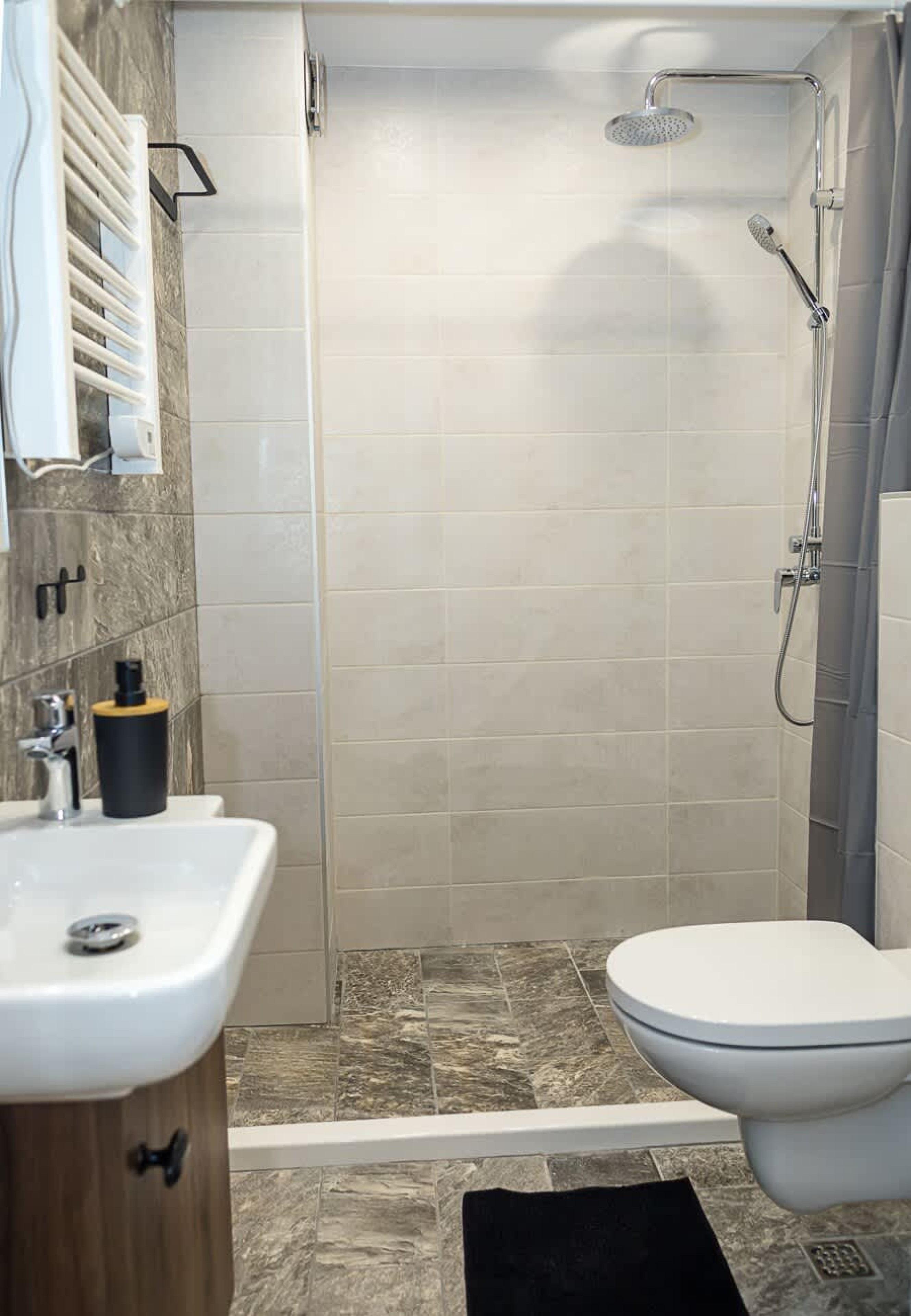 Scoutaround White Logo