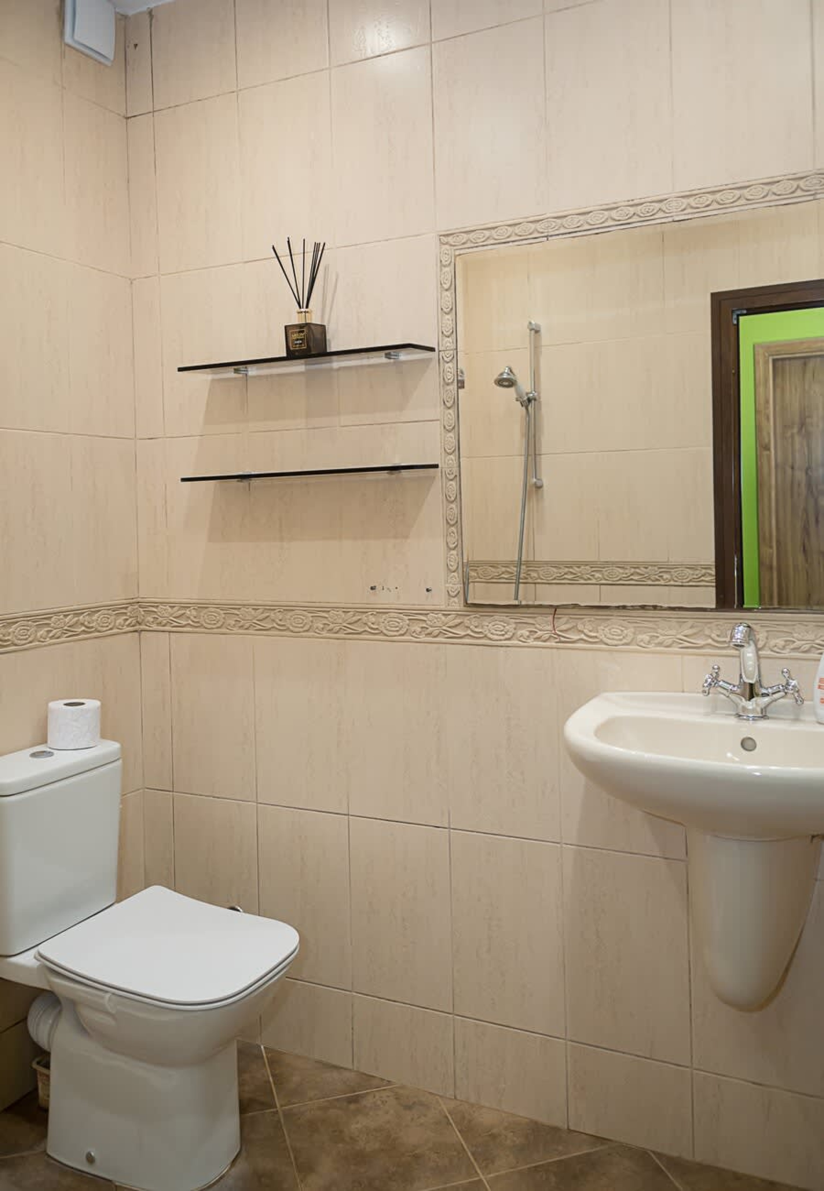 Scoutaround White Logo