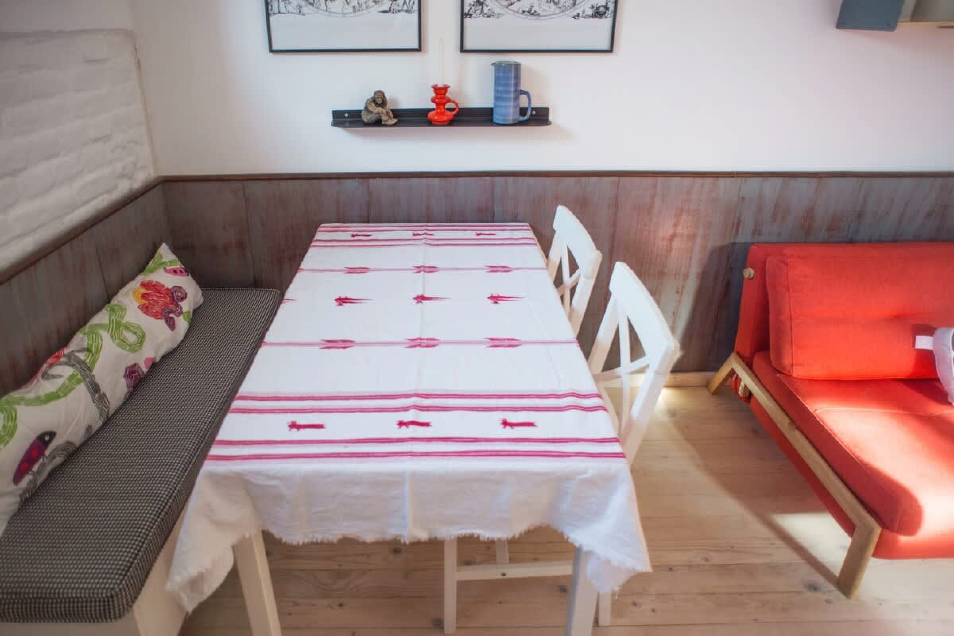 Scoutaround White Logo