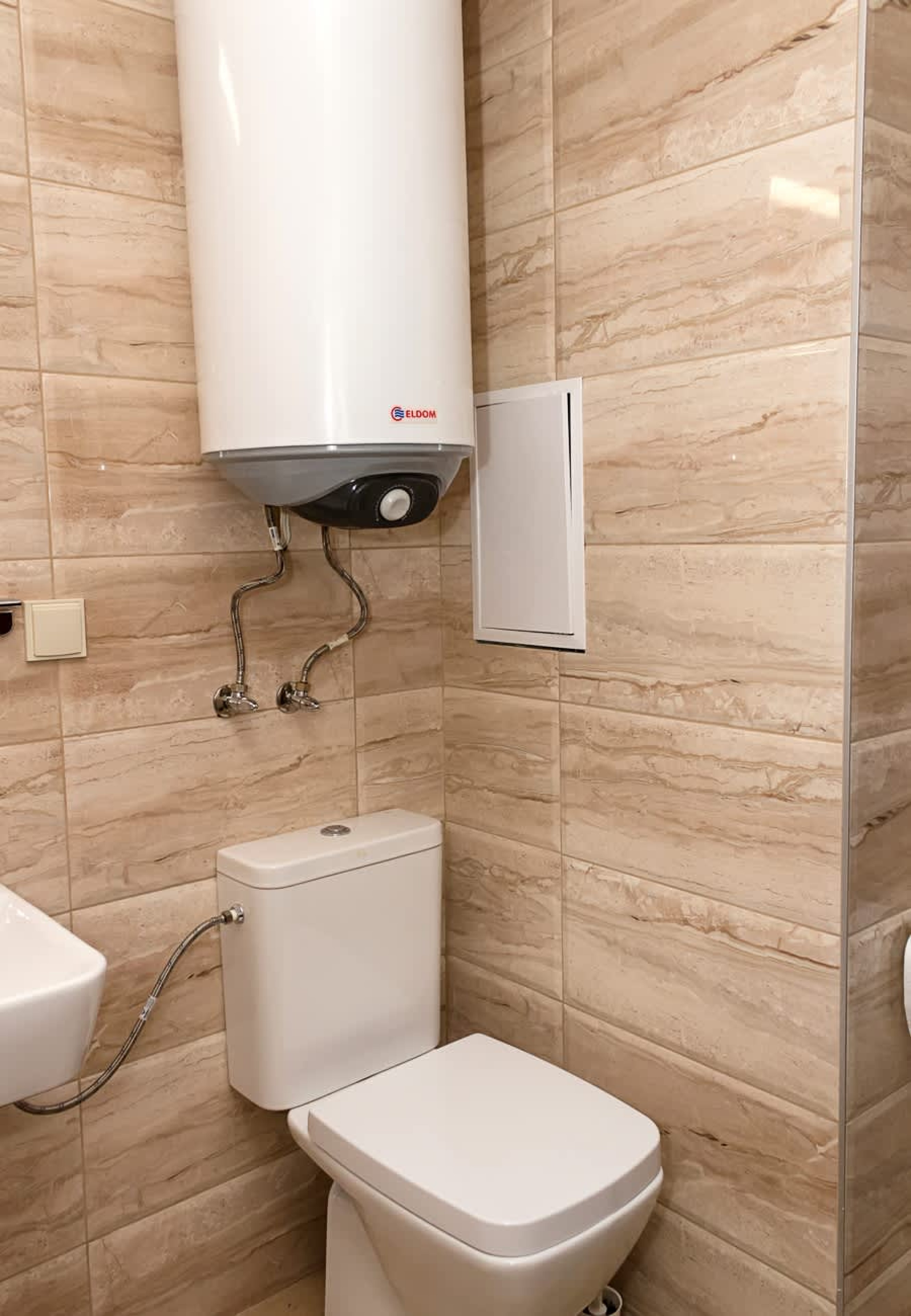 Scoutaround White Logo