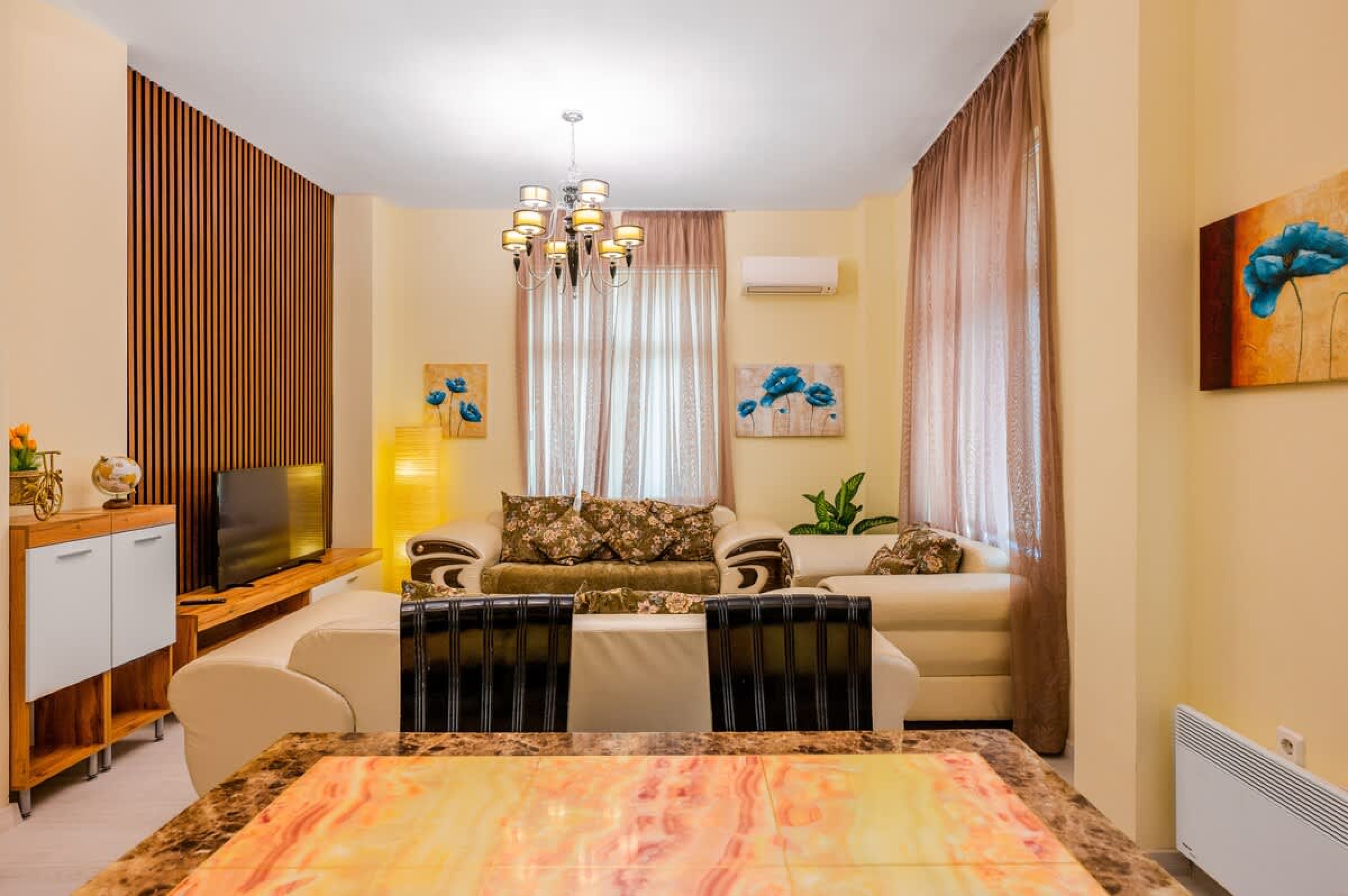 Cozy 2BD Flat + Work Space I Remote workers haven - Photo 14