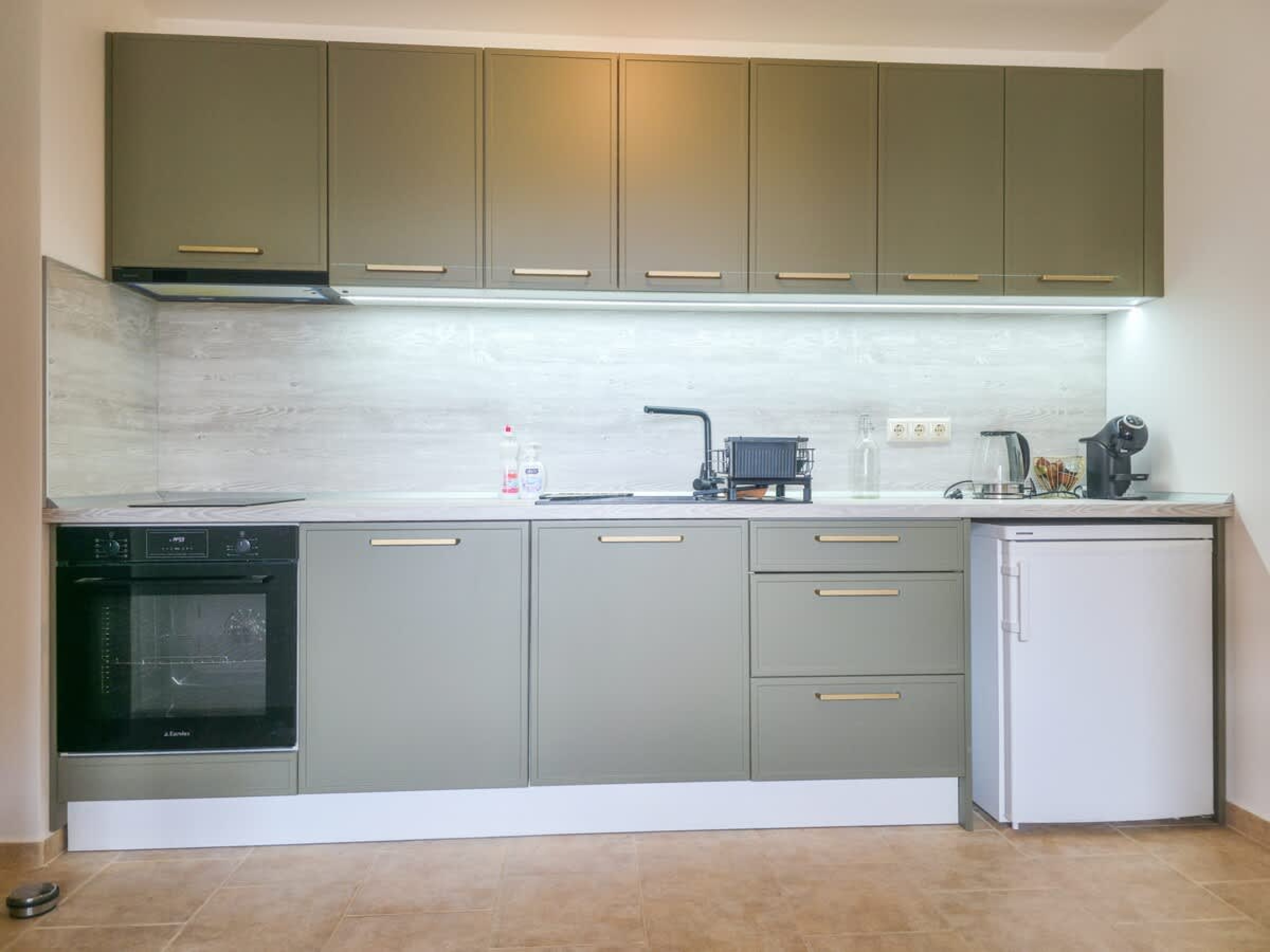 Scoutaround White Logo