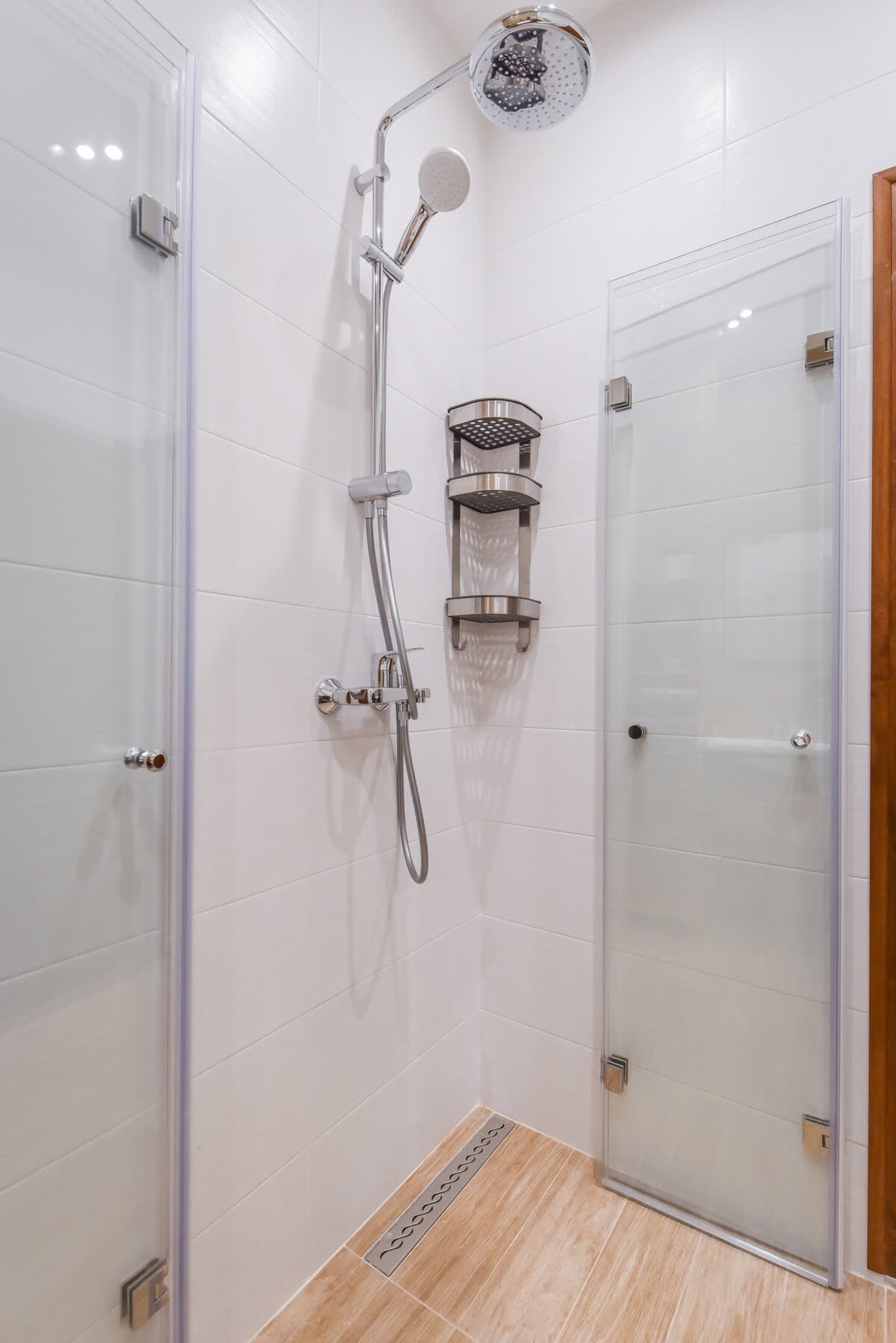 Scoutaround White Logo