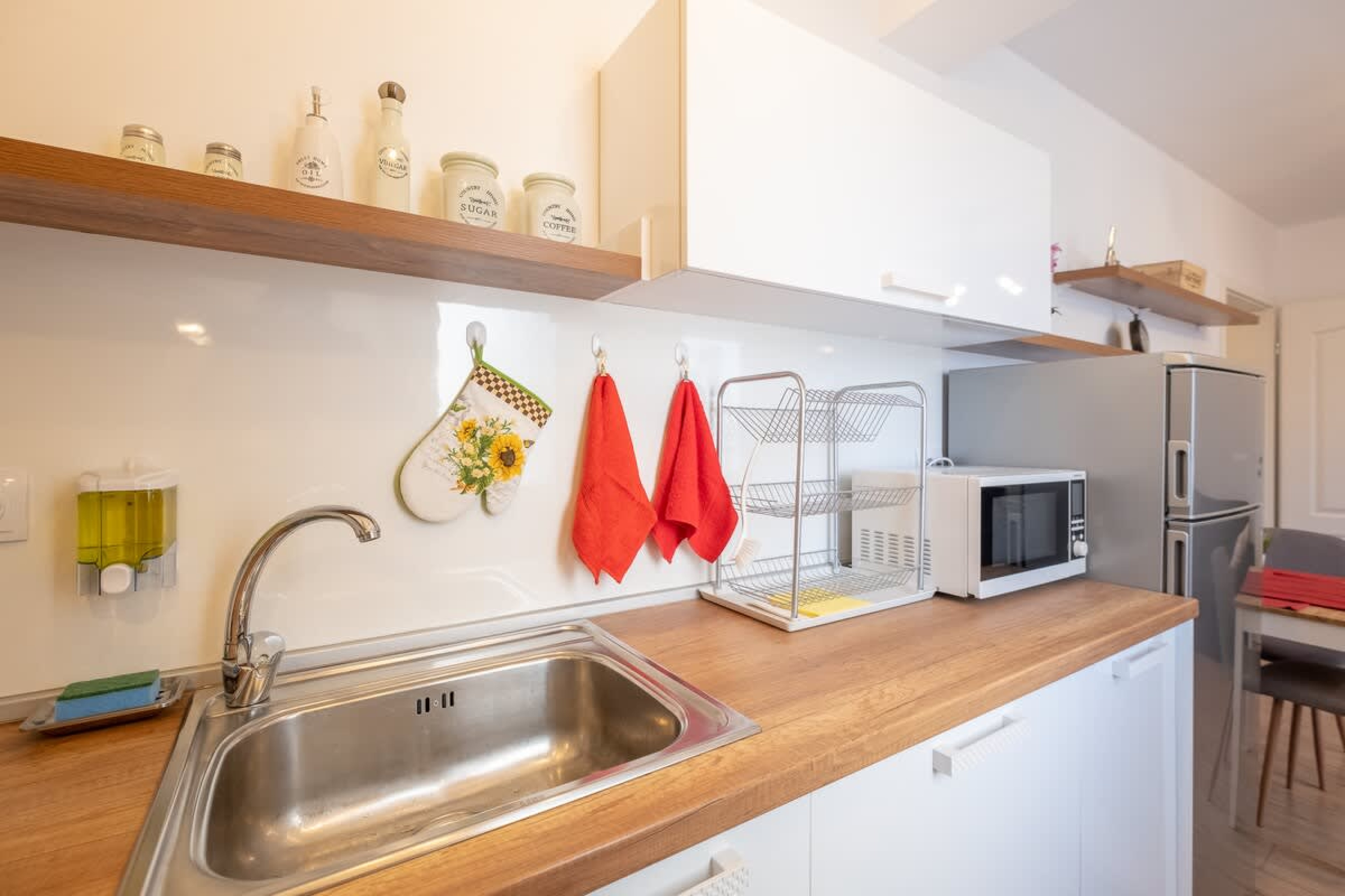 Scoutaround White Logo