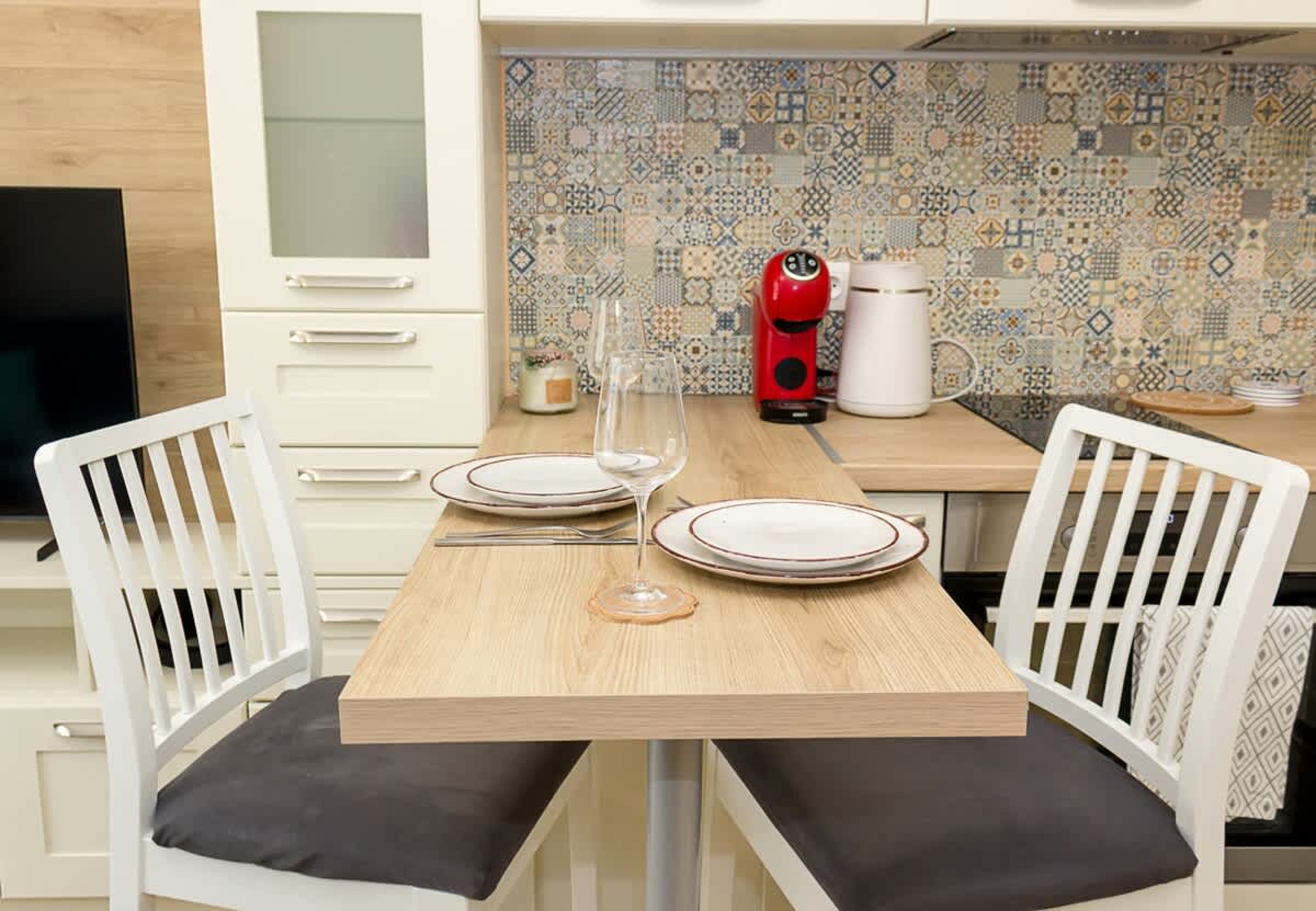 Scoutaround White Logo