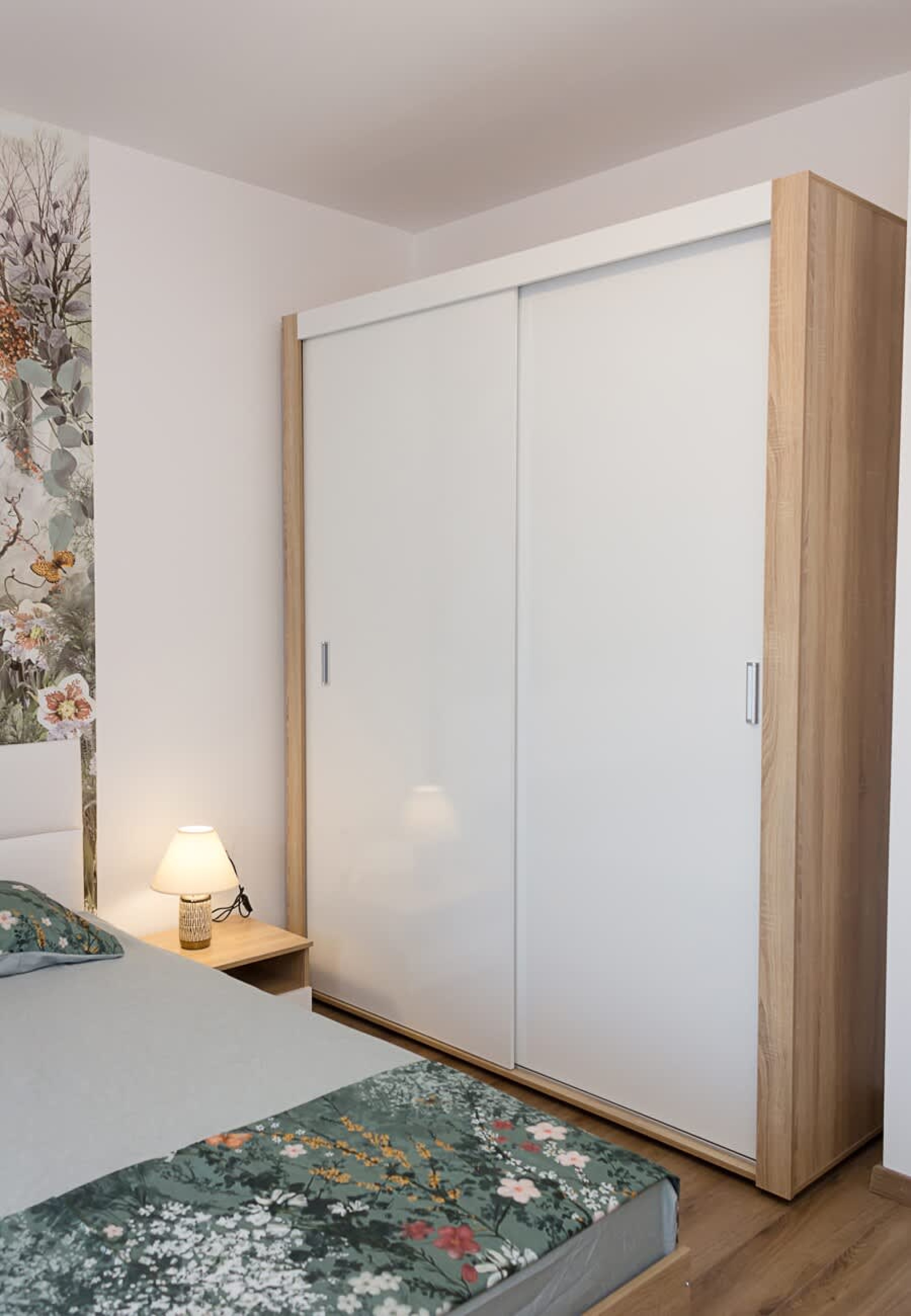 Scoutaround White Logo