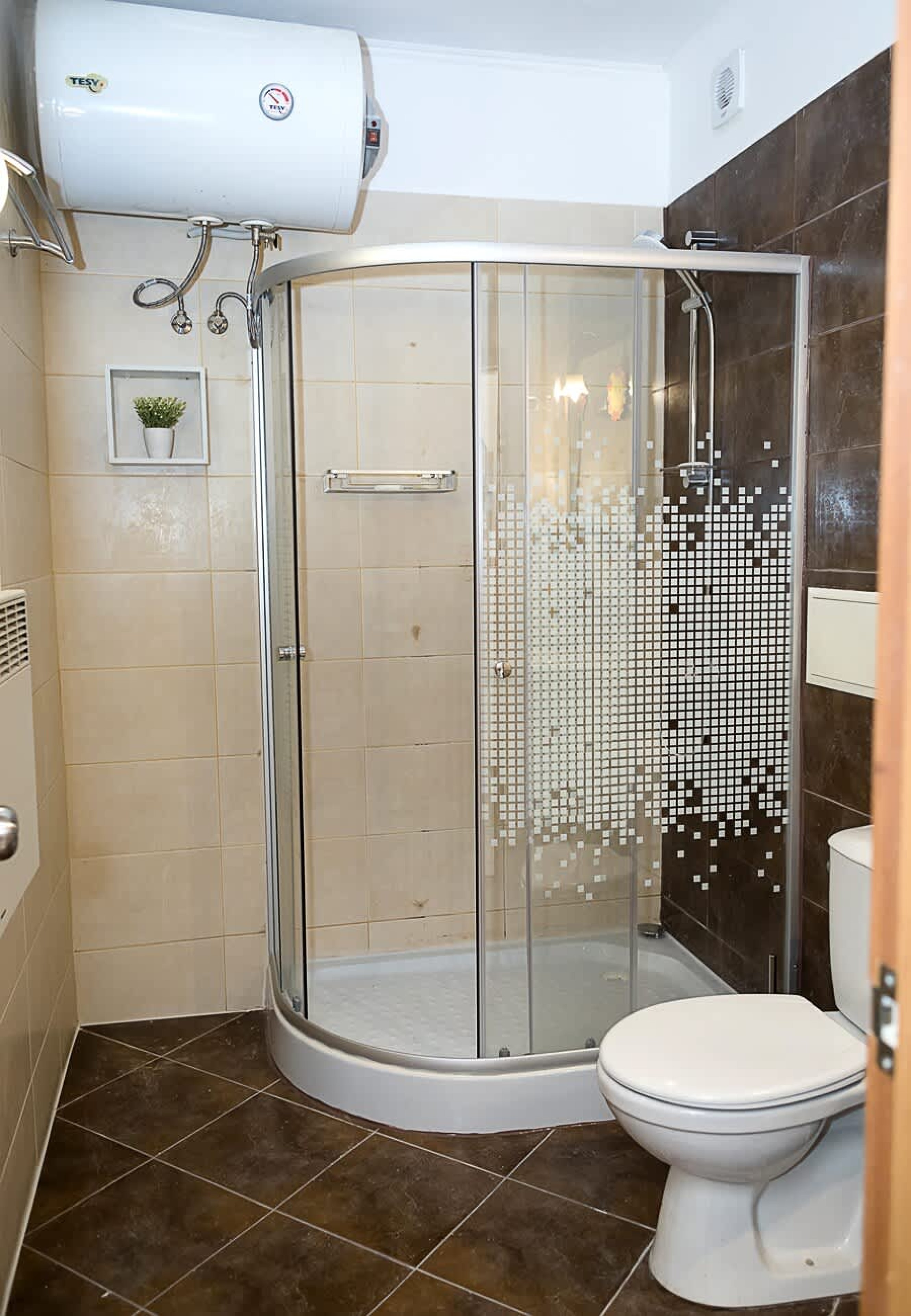 Scoutaround White Logo