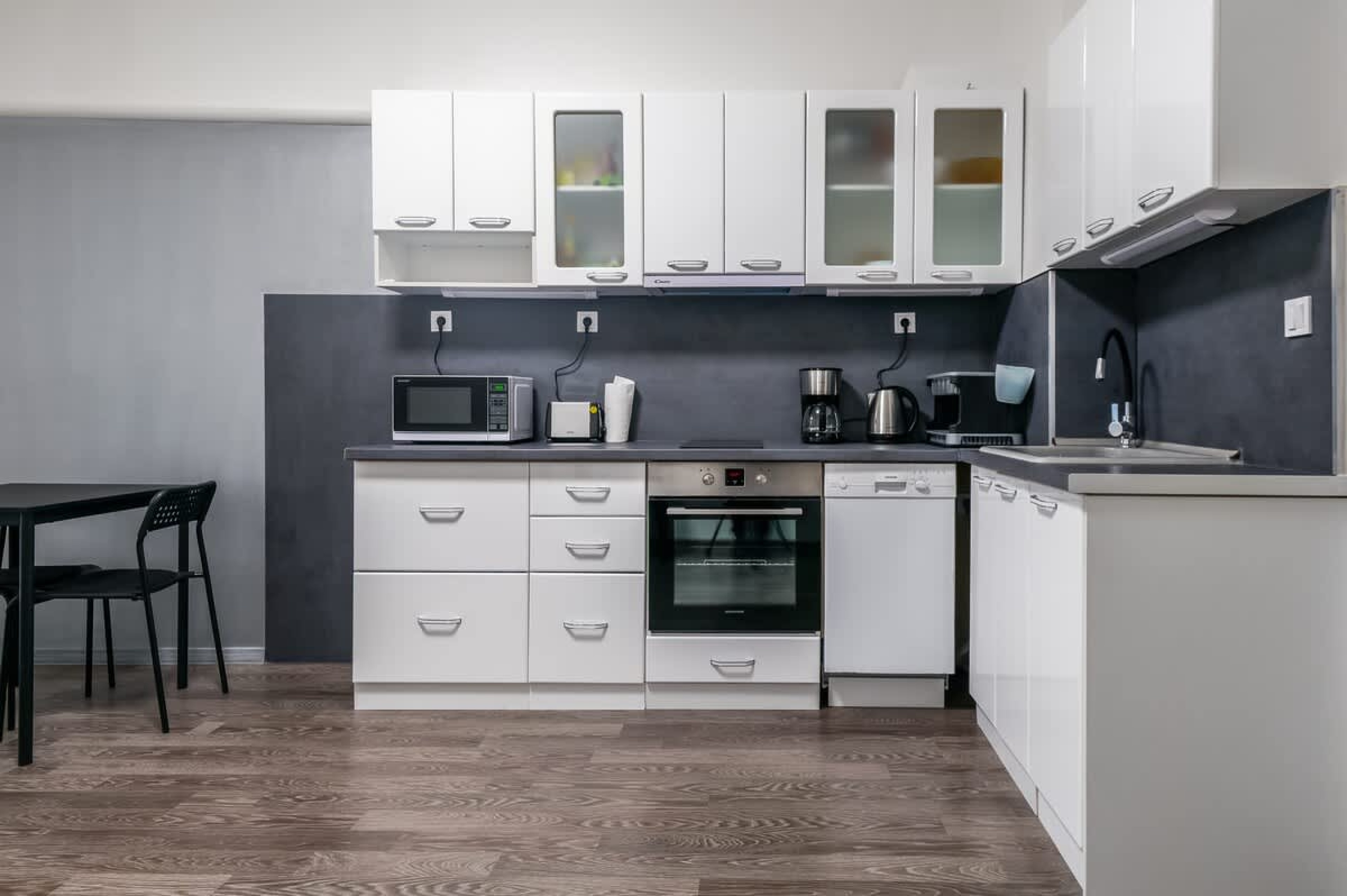 Scoutaround White Logo