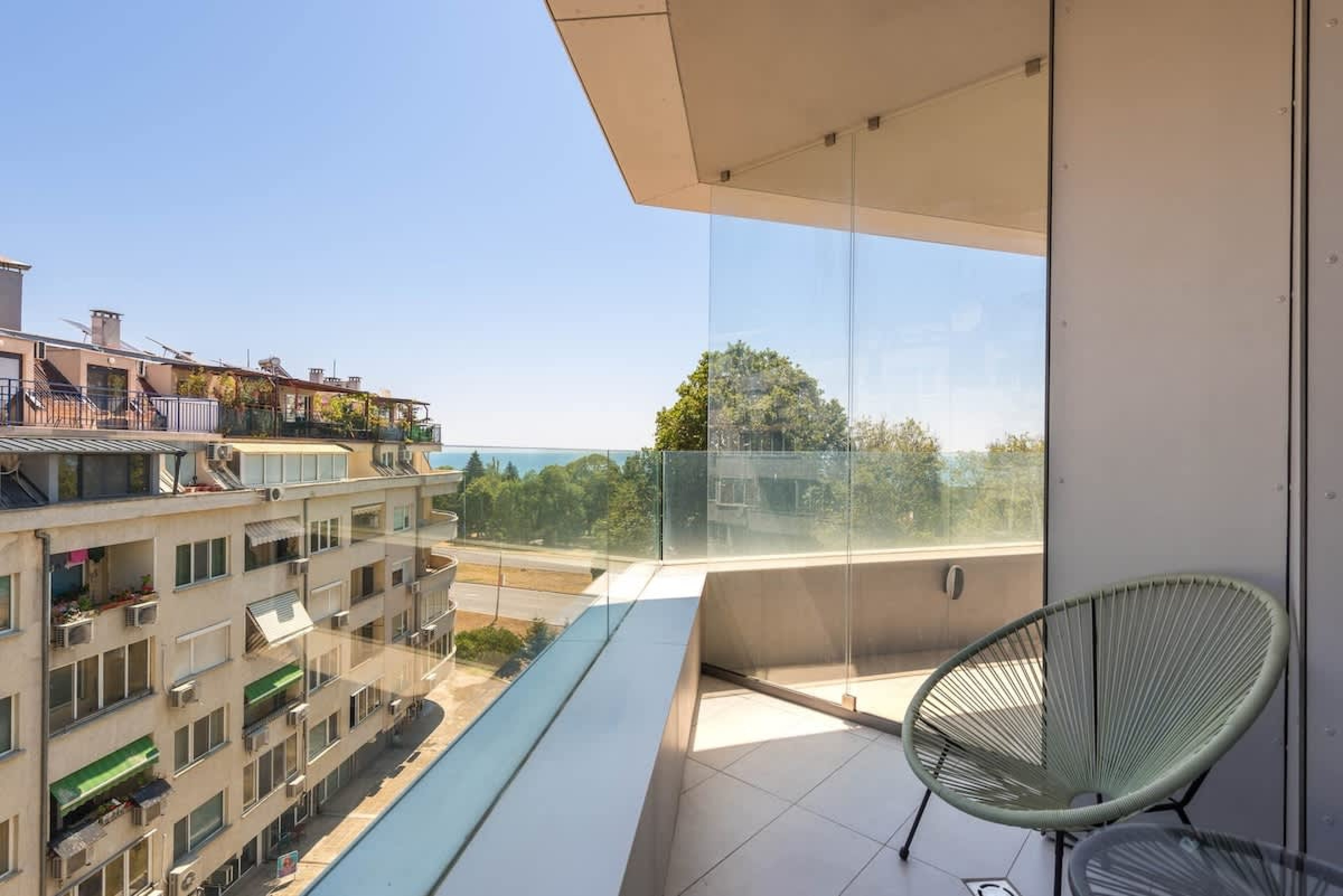 Scoutaround White Logo