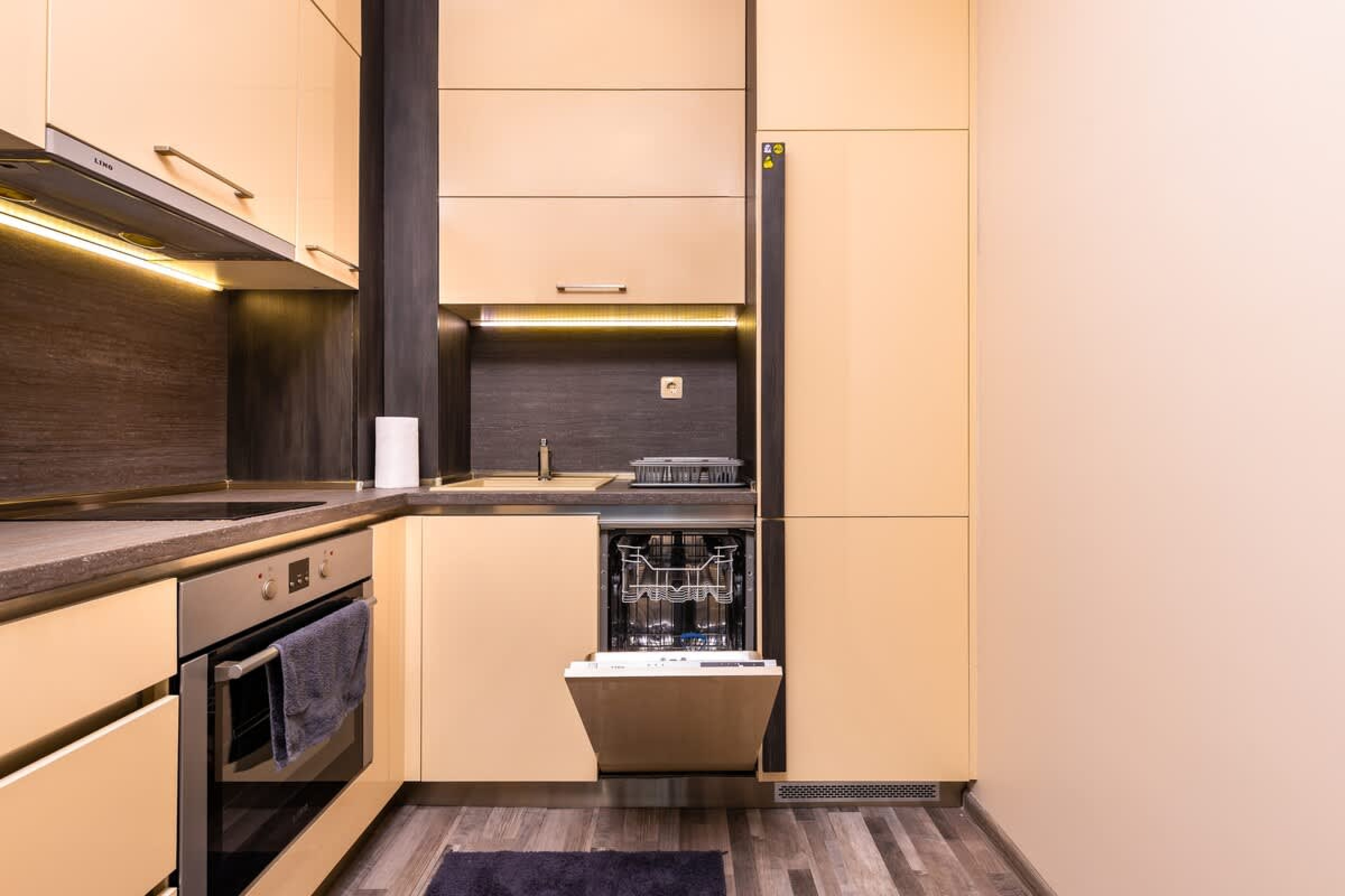 Modern and Cozy 1BD in the Top Centre of Plovdiv - Photo 9