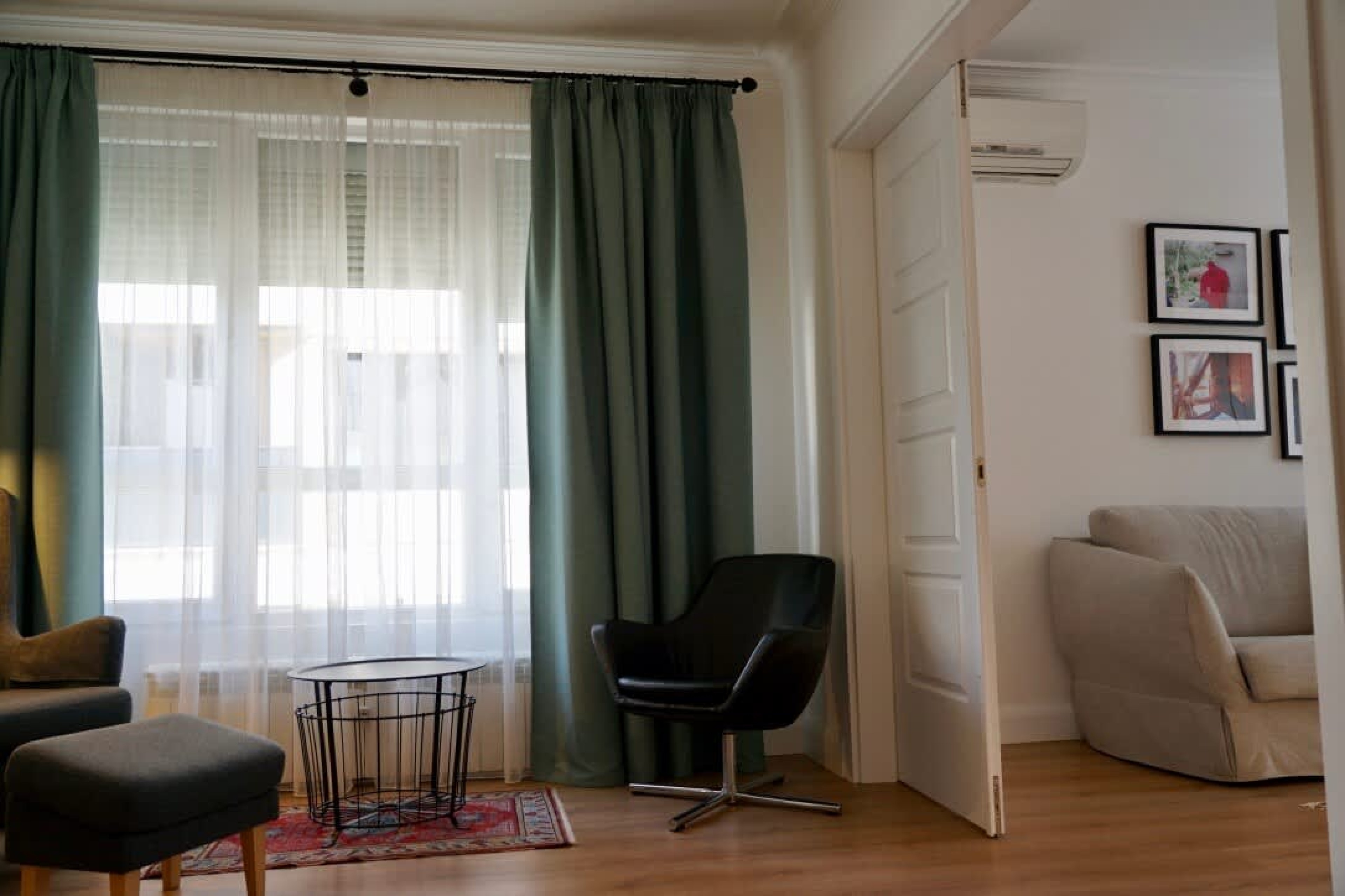 Scoutaround White Logo