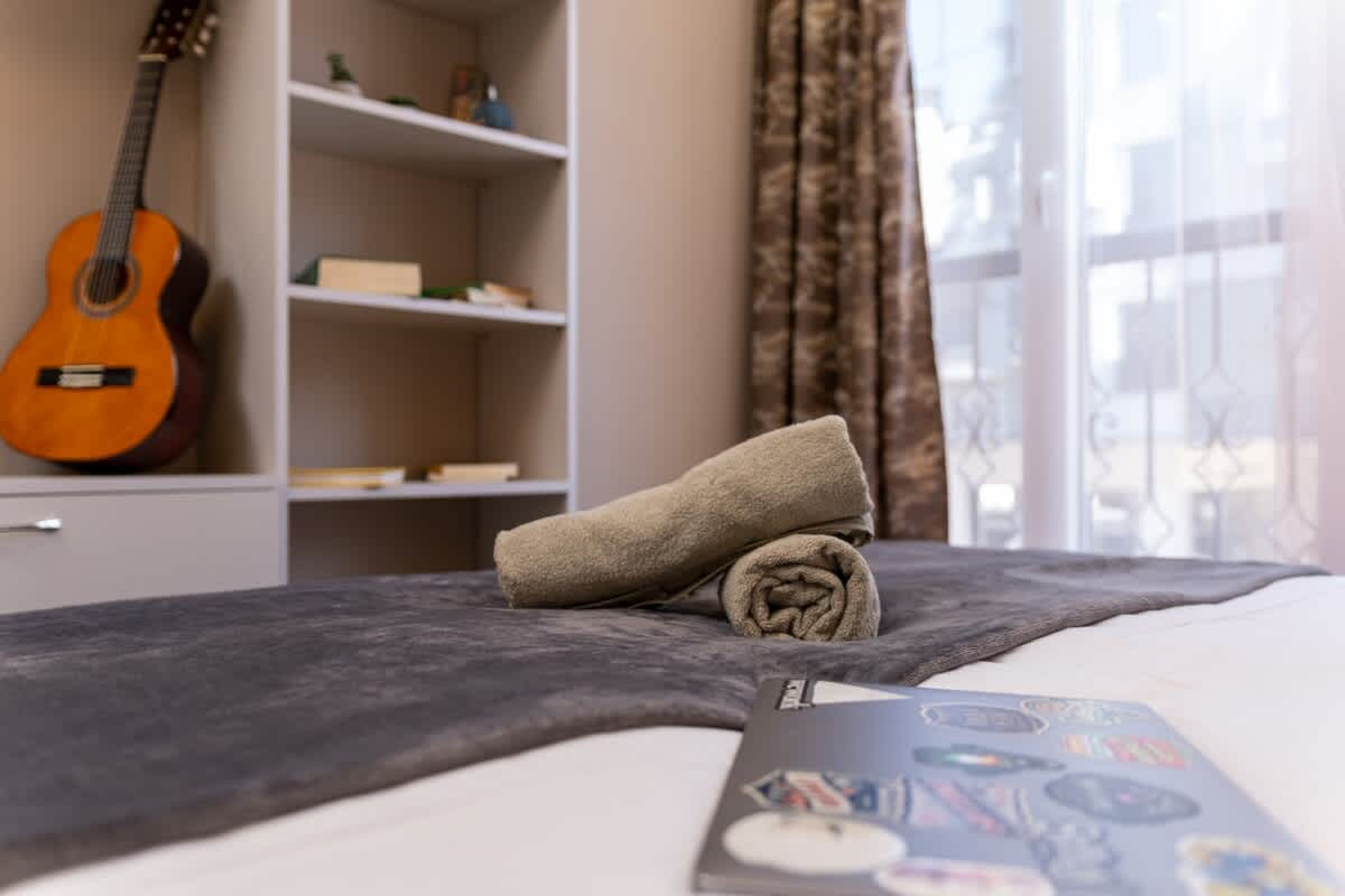 Scoutaround White Logo