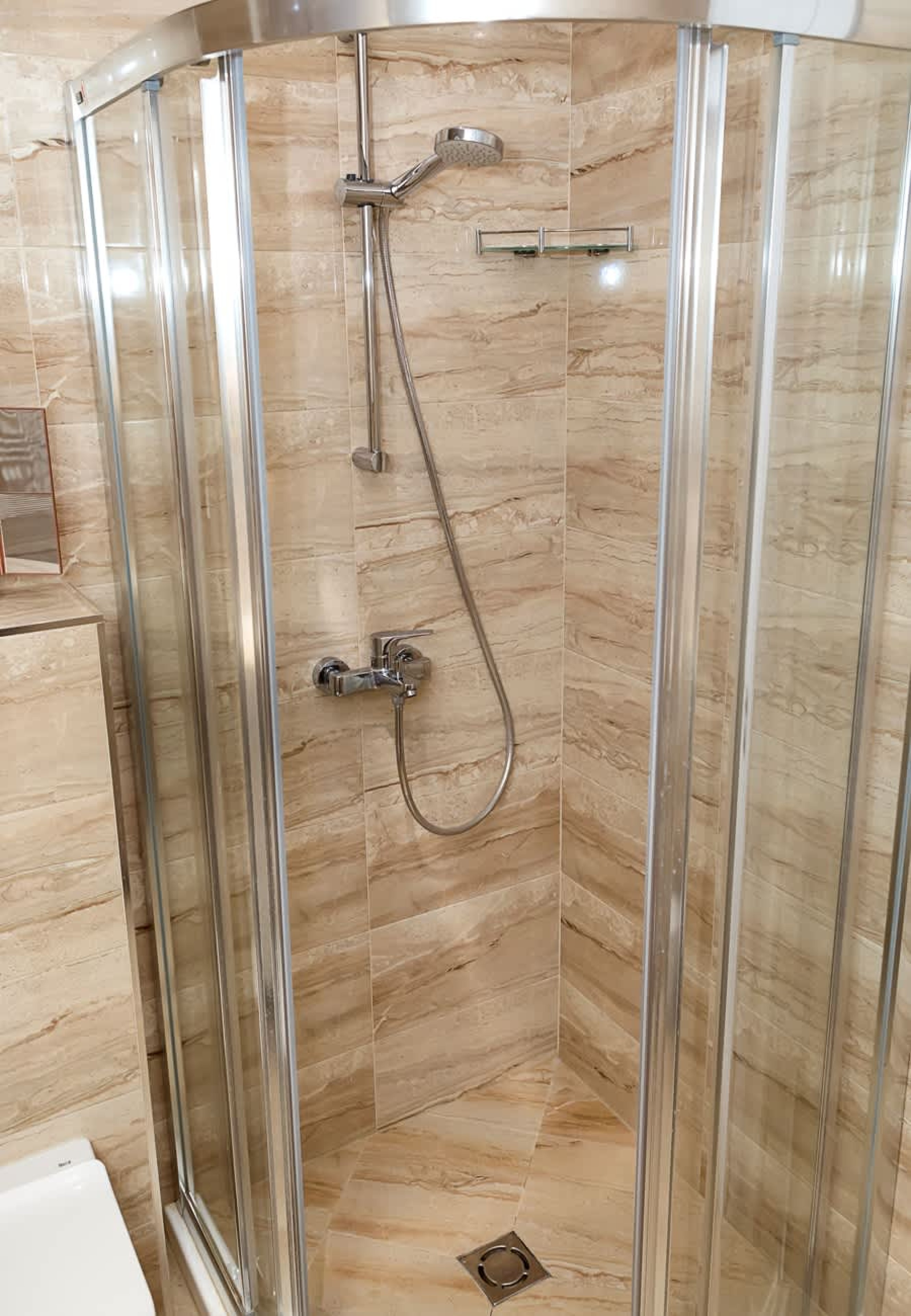 Scoutaround White Logo