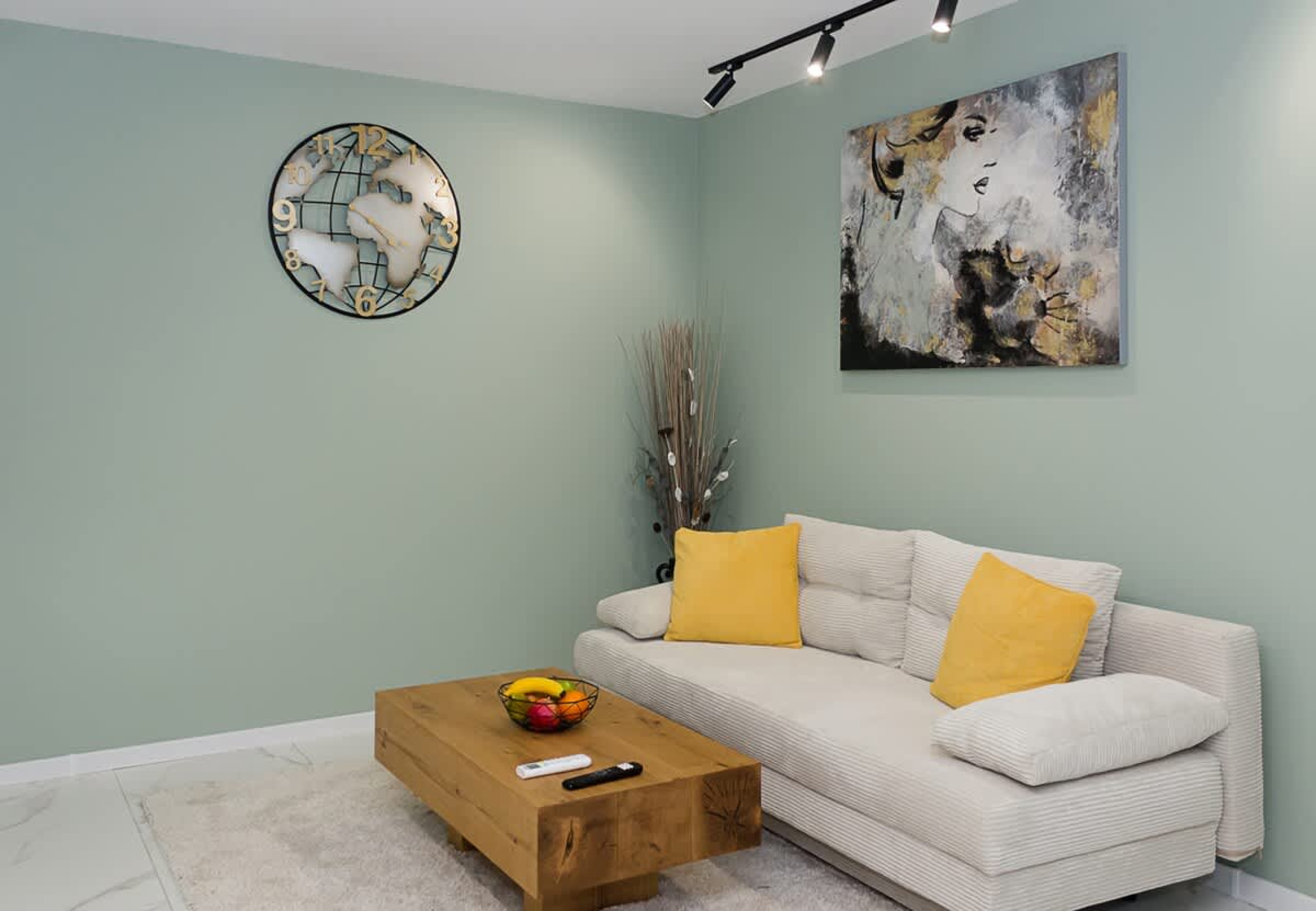 Scoutaround White Logo