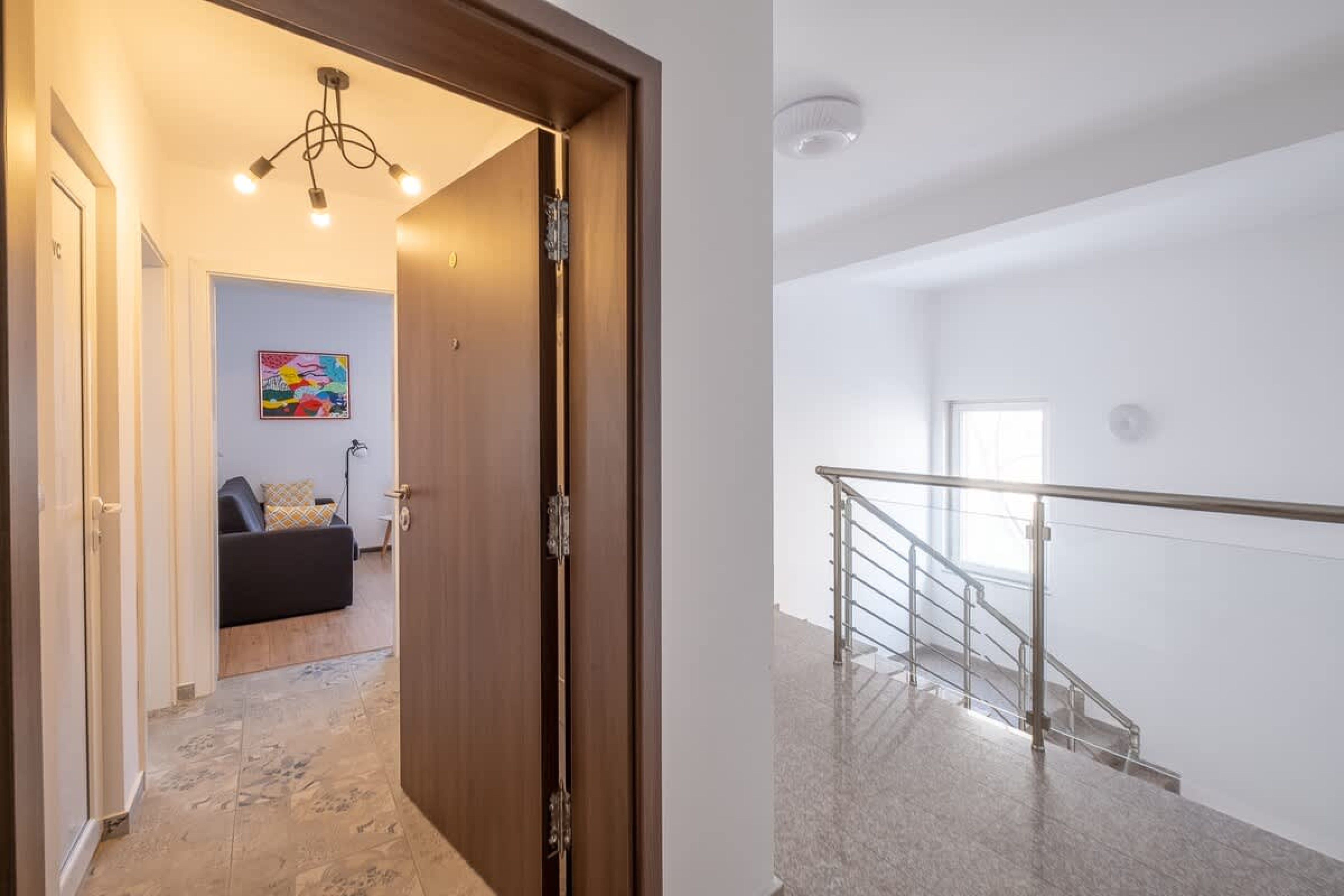 Scoutaround White Logo