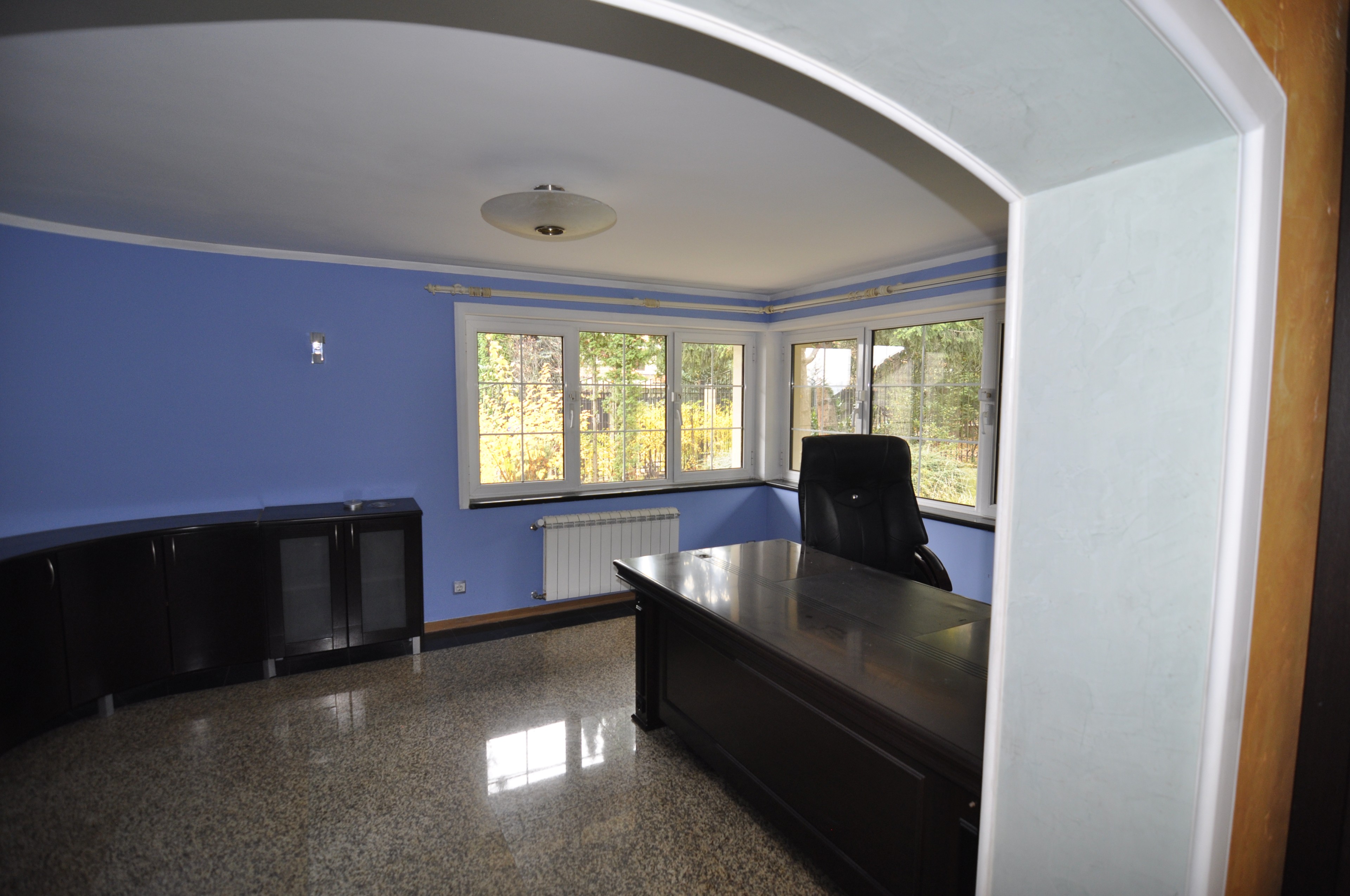 Scoutaround White Logo