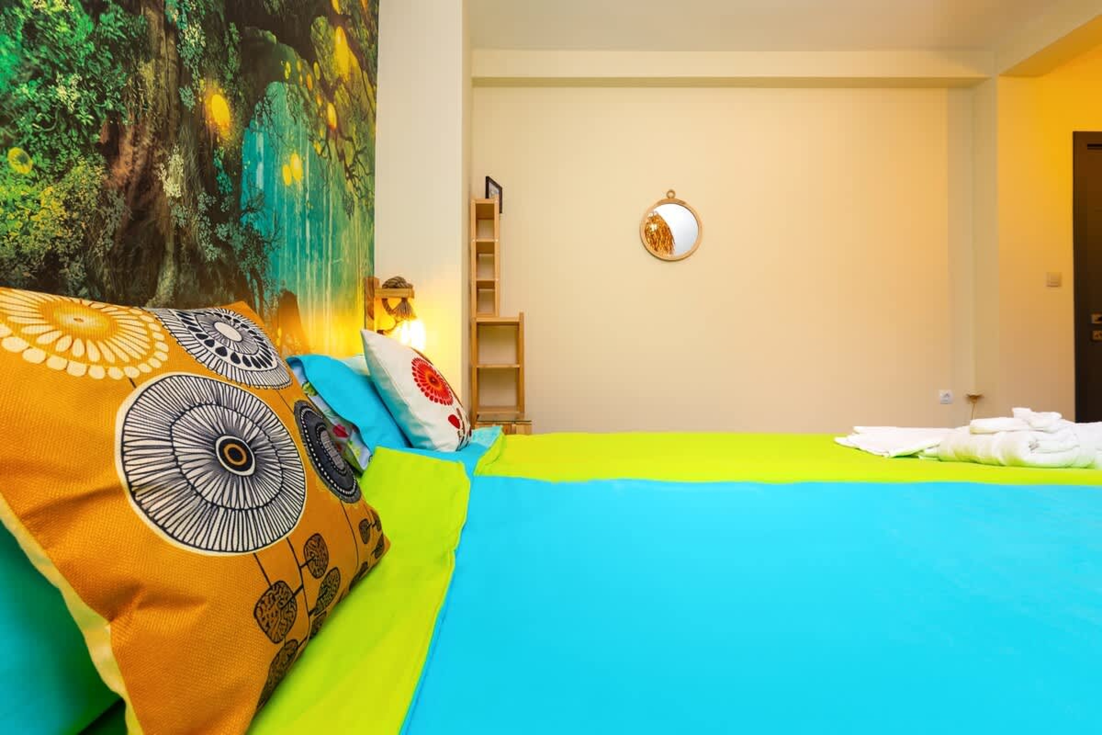 Scoutaround White Logo