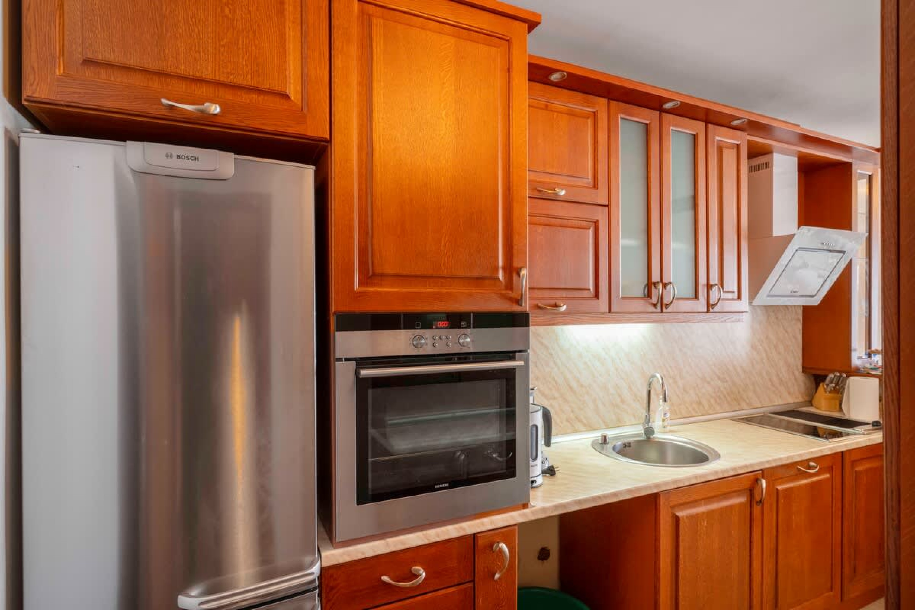 Scoutaround White Logo