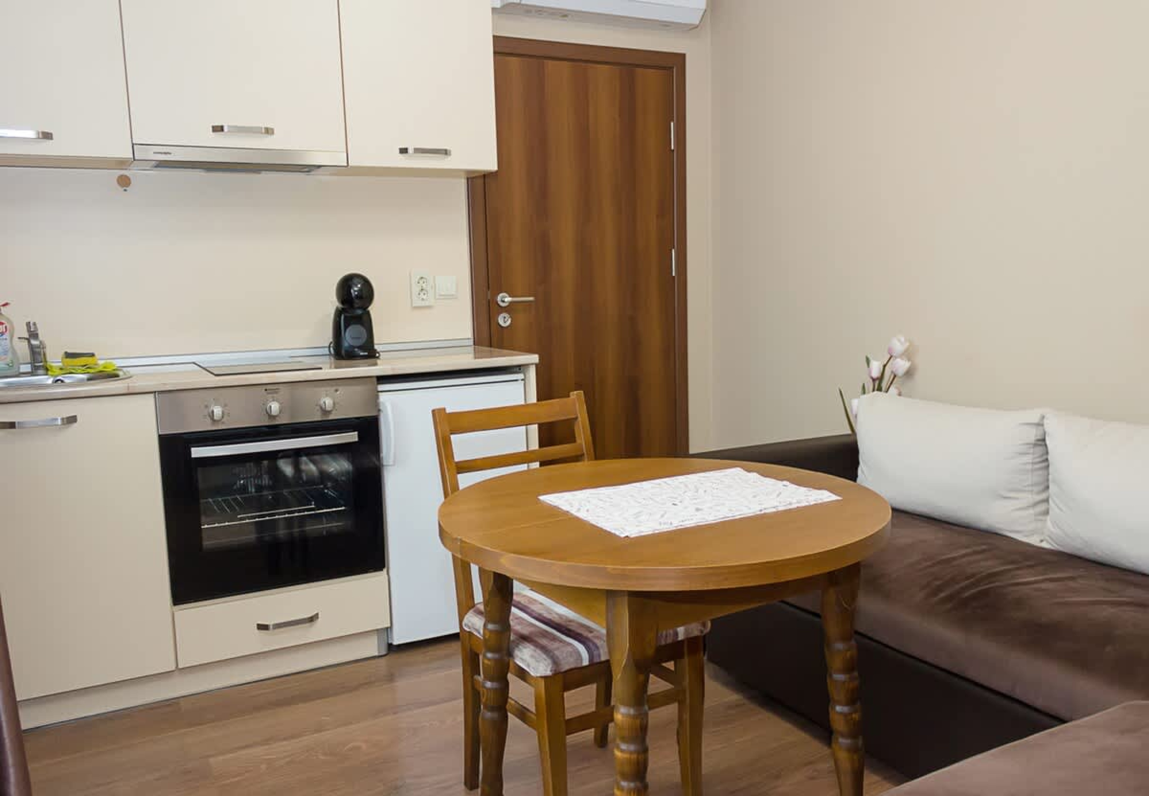 Scoutaround White Logo