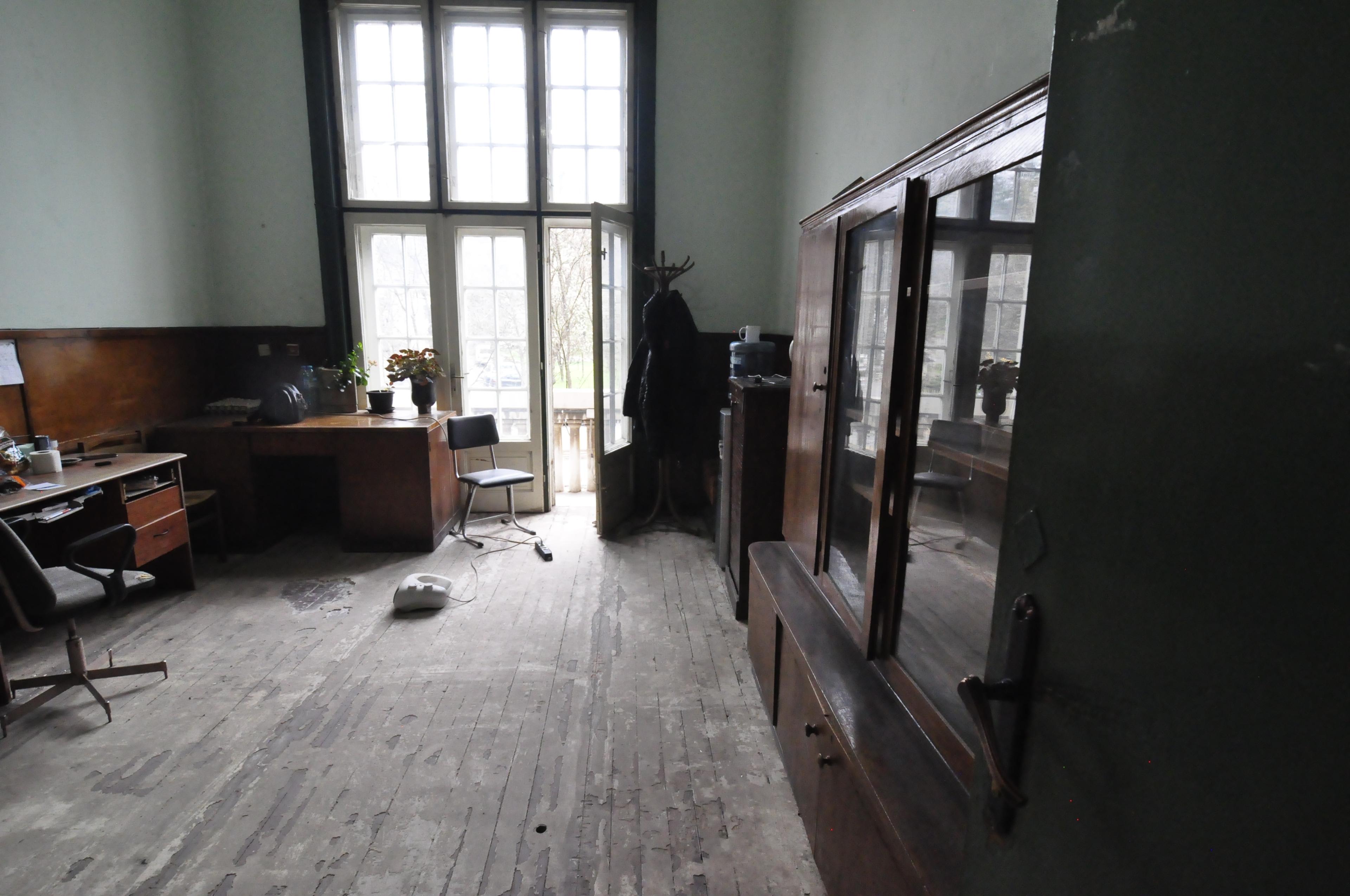 Personnel rooms