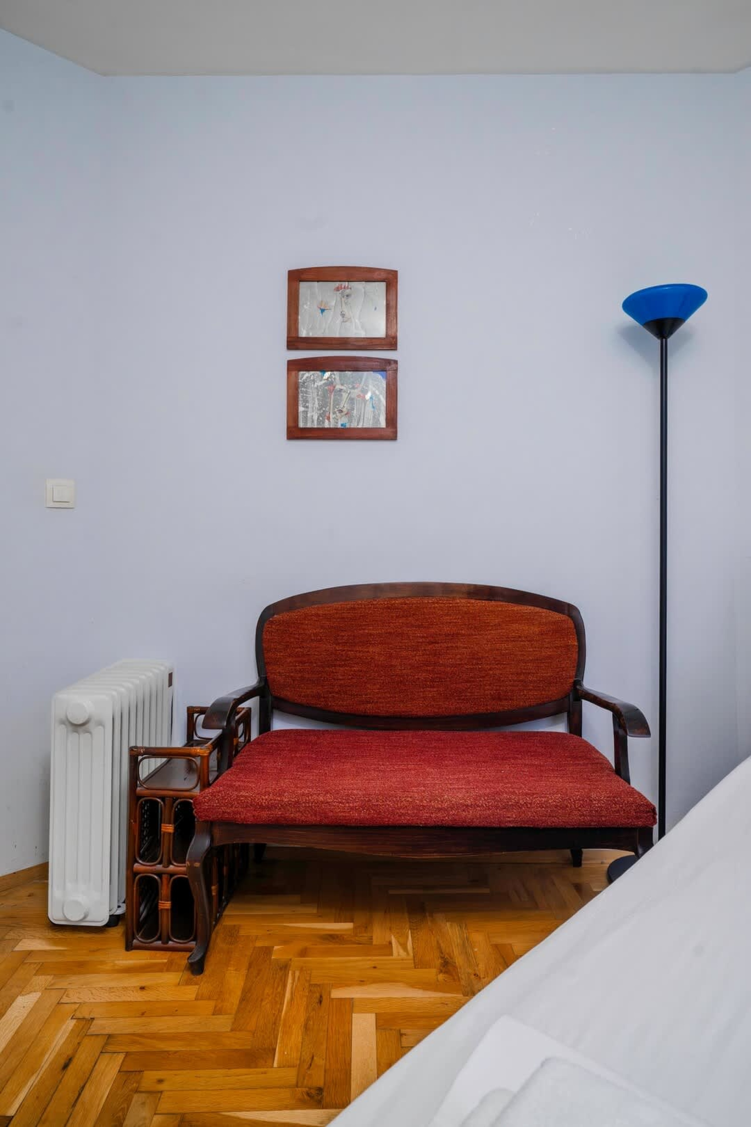 Scoutaround White Logo