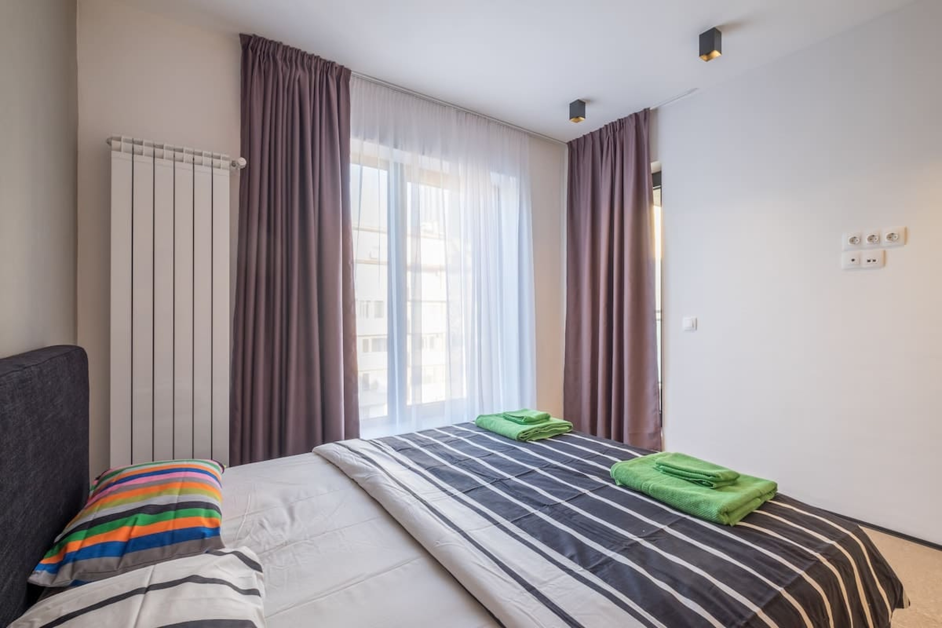 Scoutaround White Logo