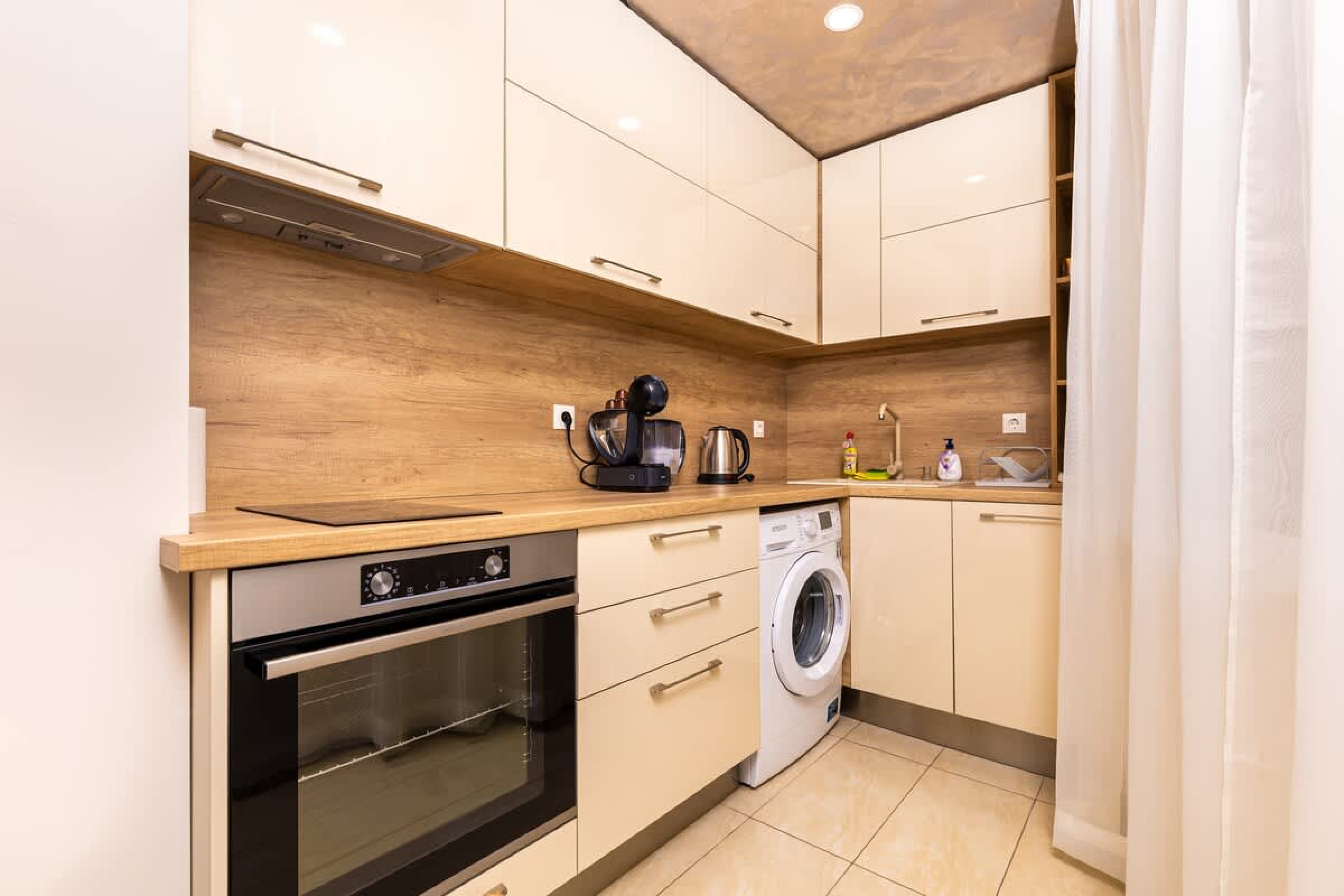 Scoutaround White Logo