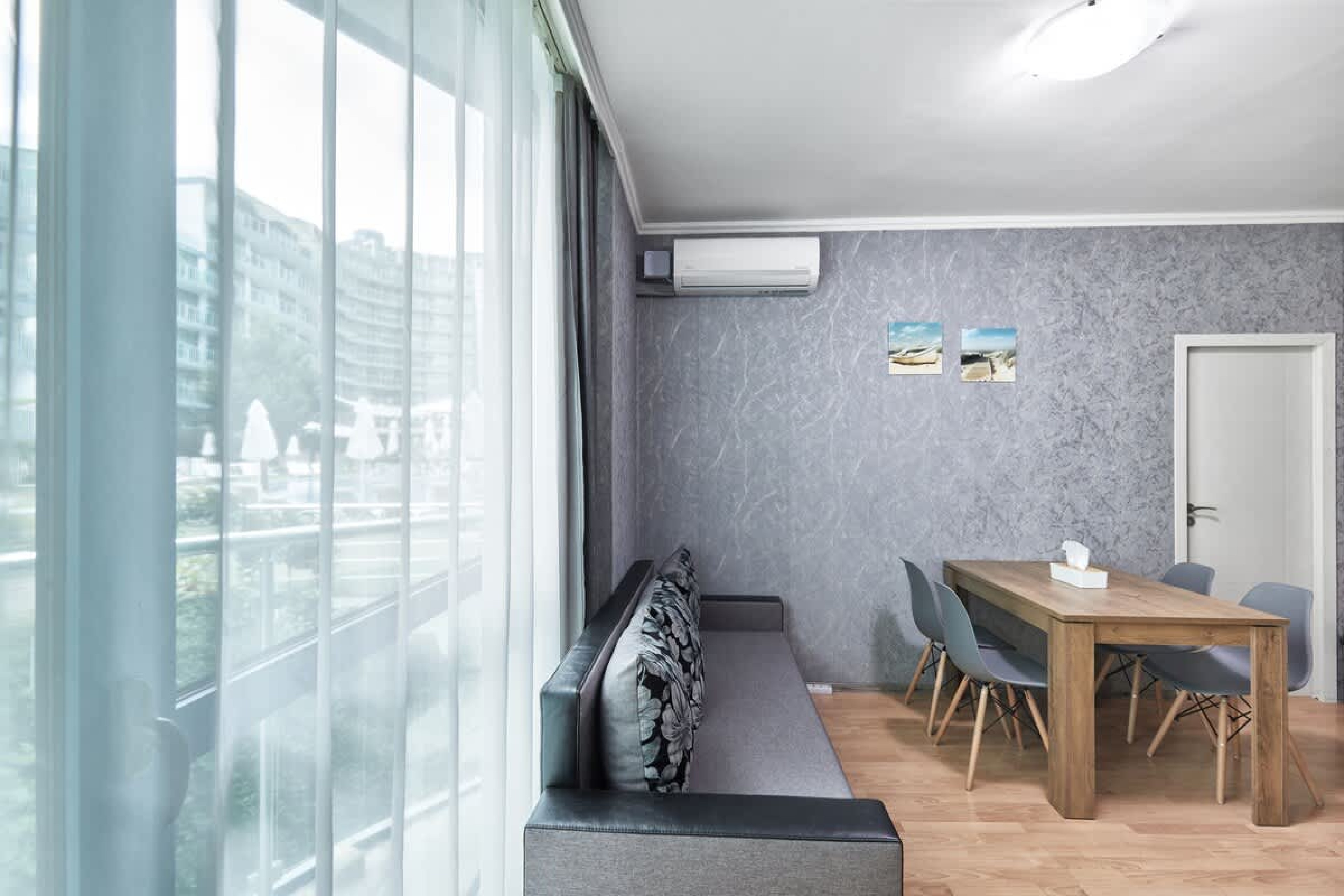 Scoutaround White Logo