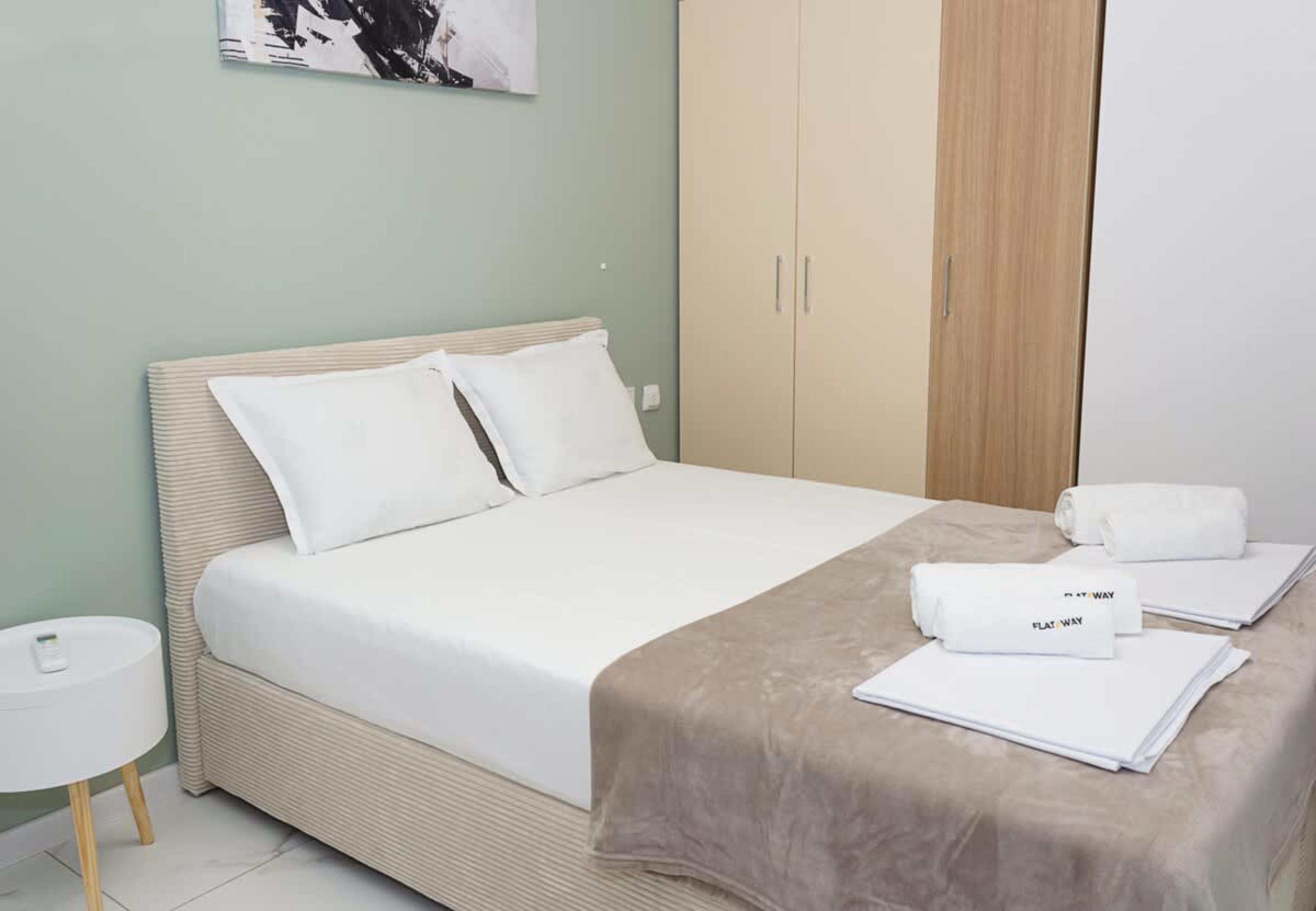 Scoutaround White Logo