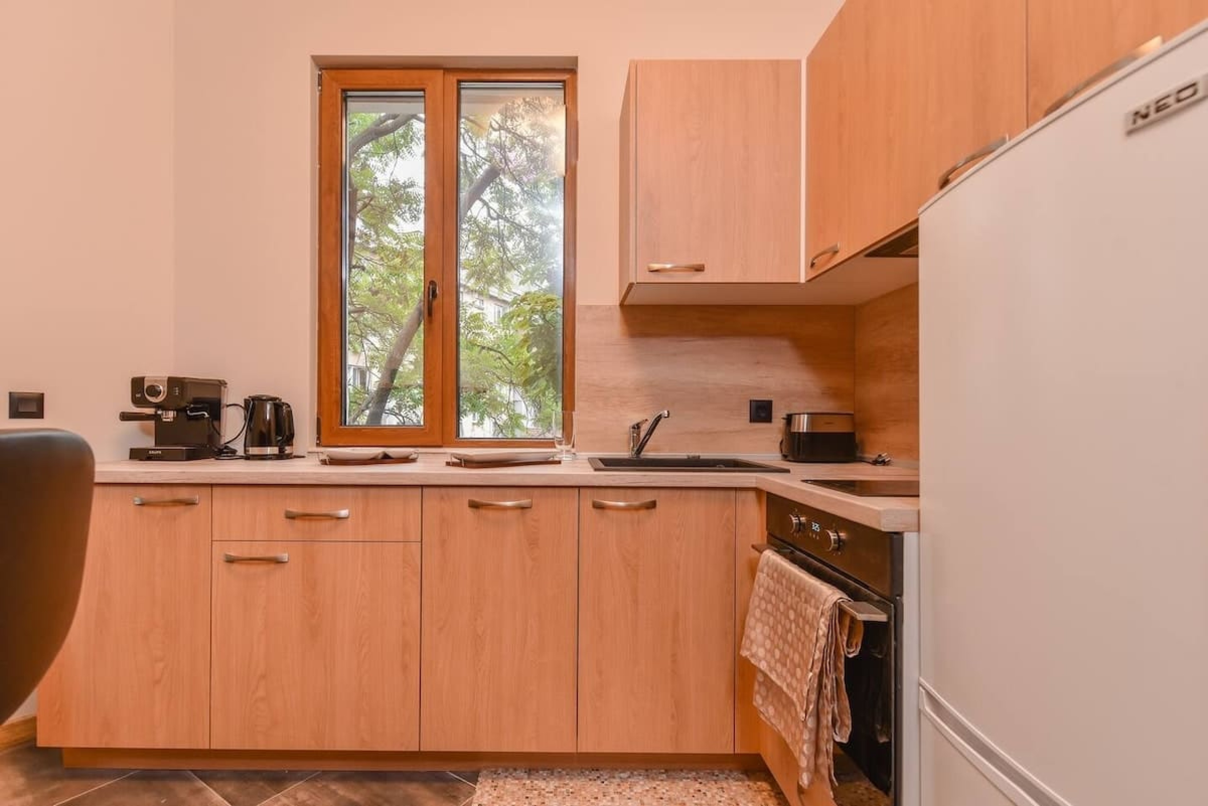 Scoutaround White Logo