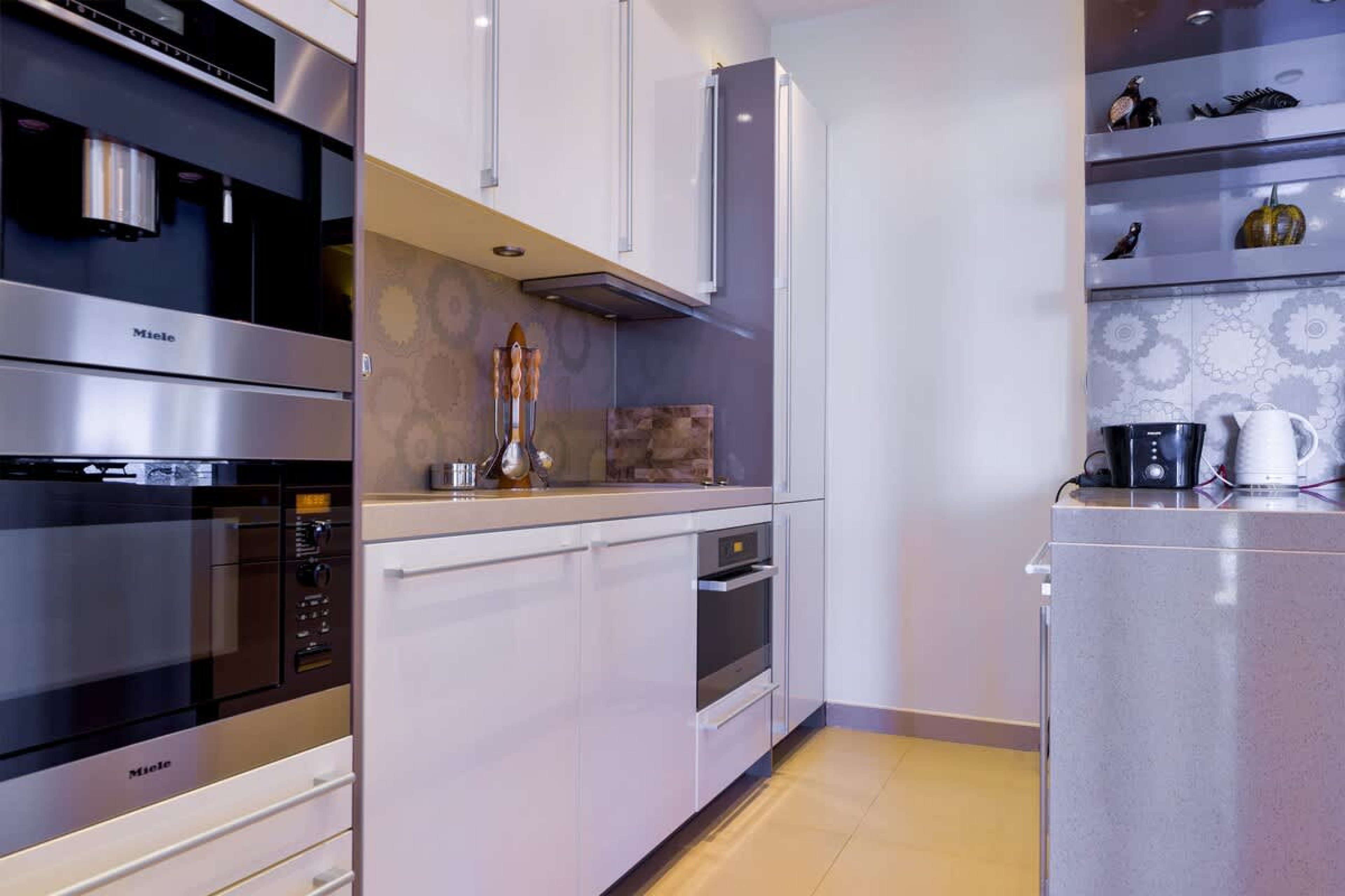 Scoutaround White Logo