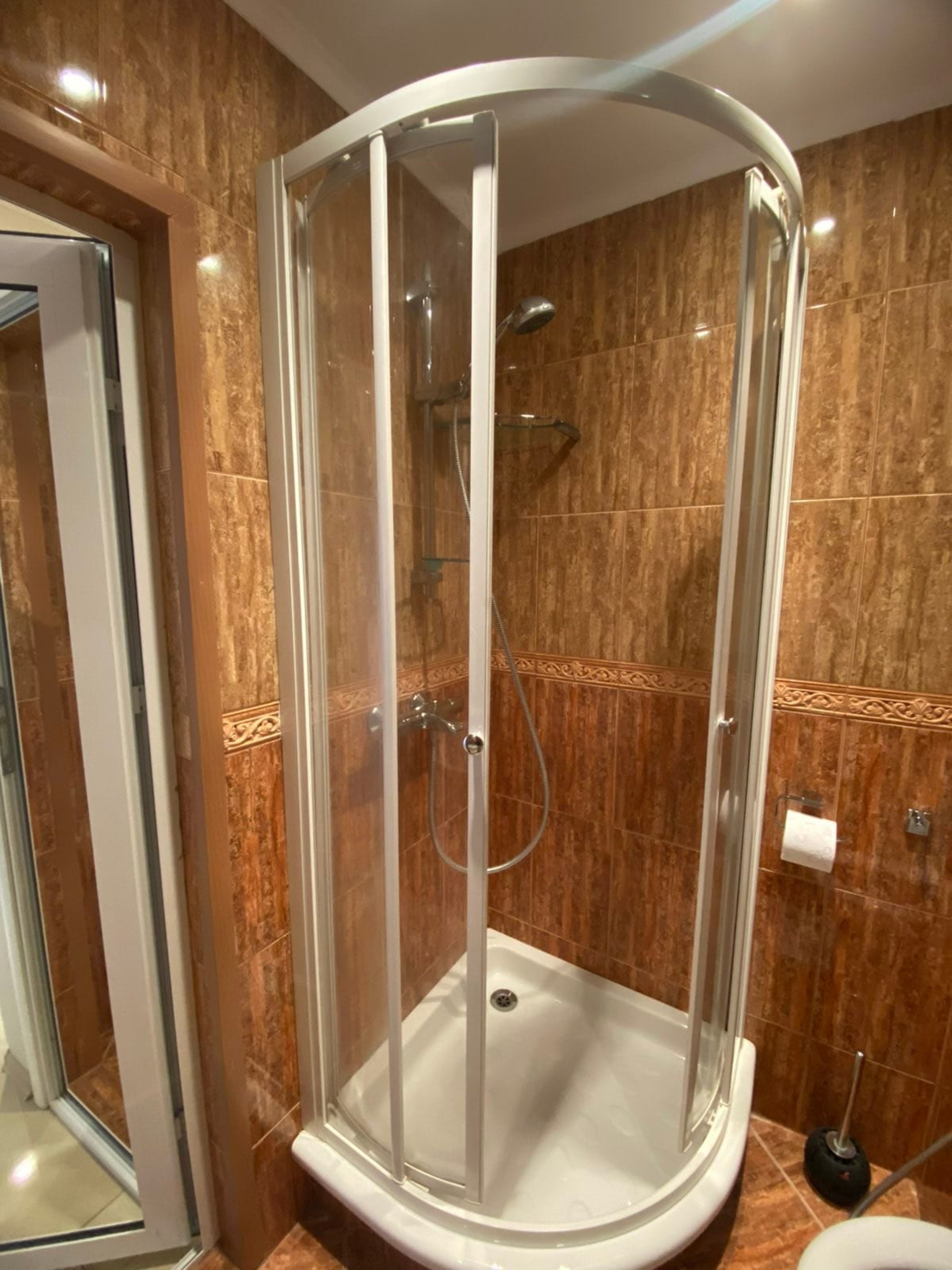 Scoutaround White Logo