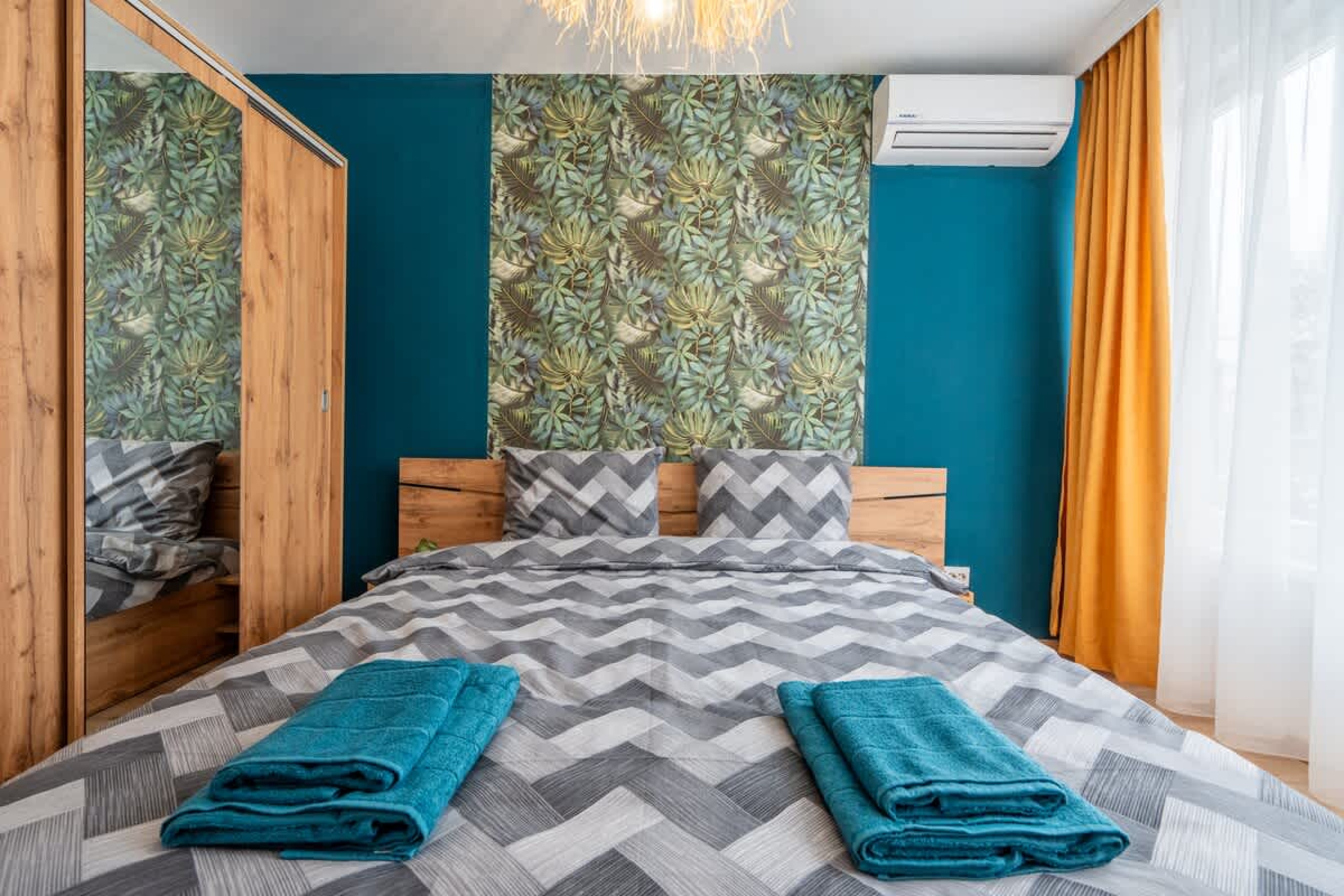 Scoutaround White Logo