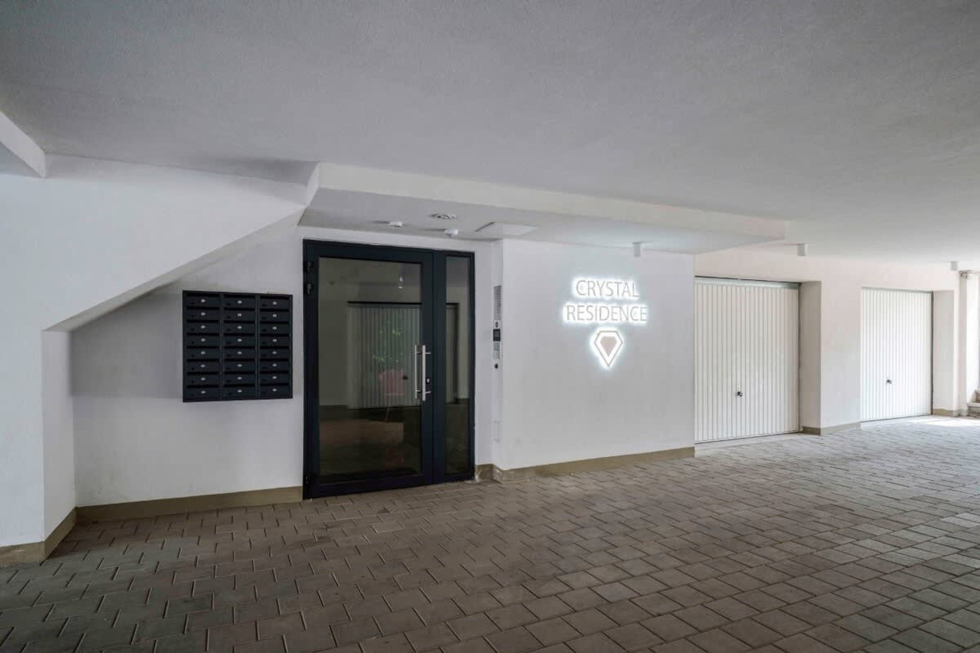 Bright and Cozy 1BD Apartment plus Desk - Photo 27