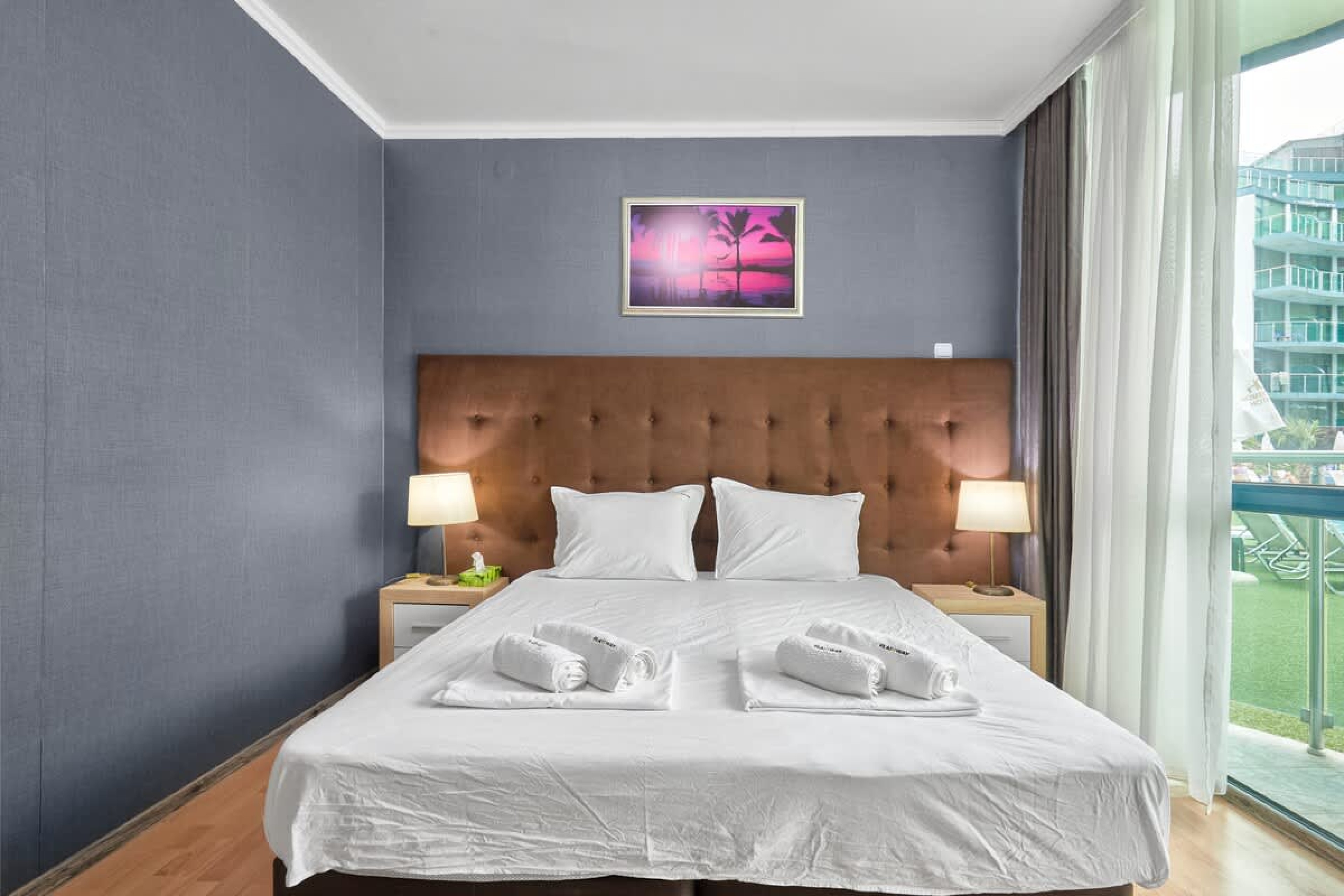 Scoutaround White Logo