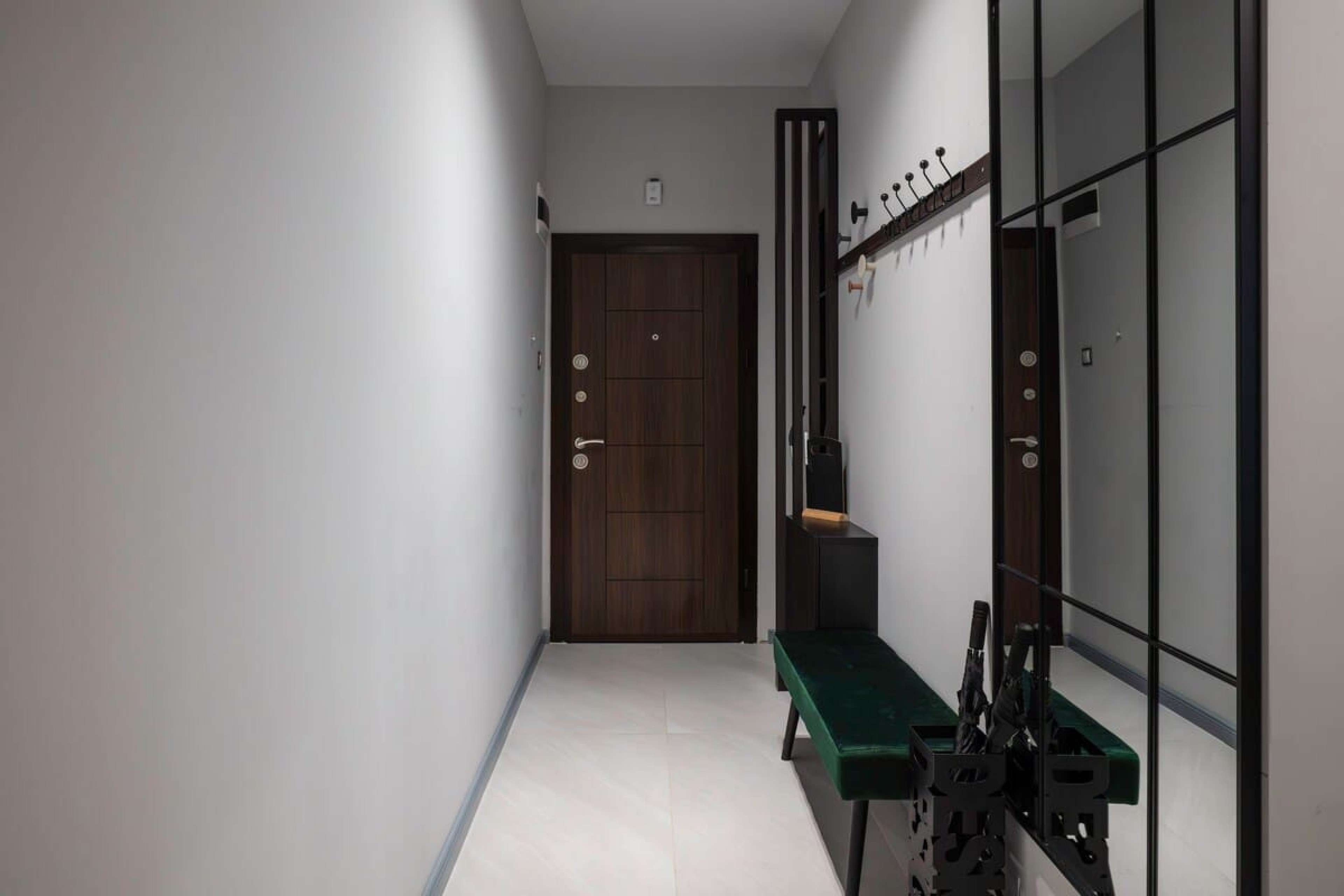 Scoutaround White Logo