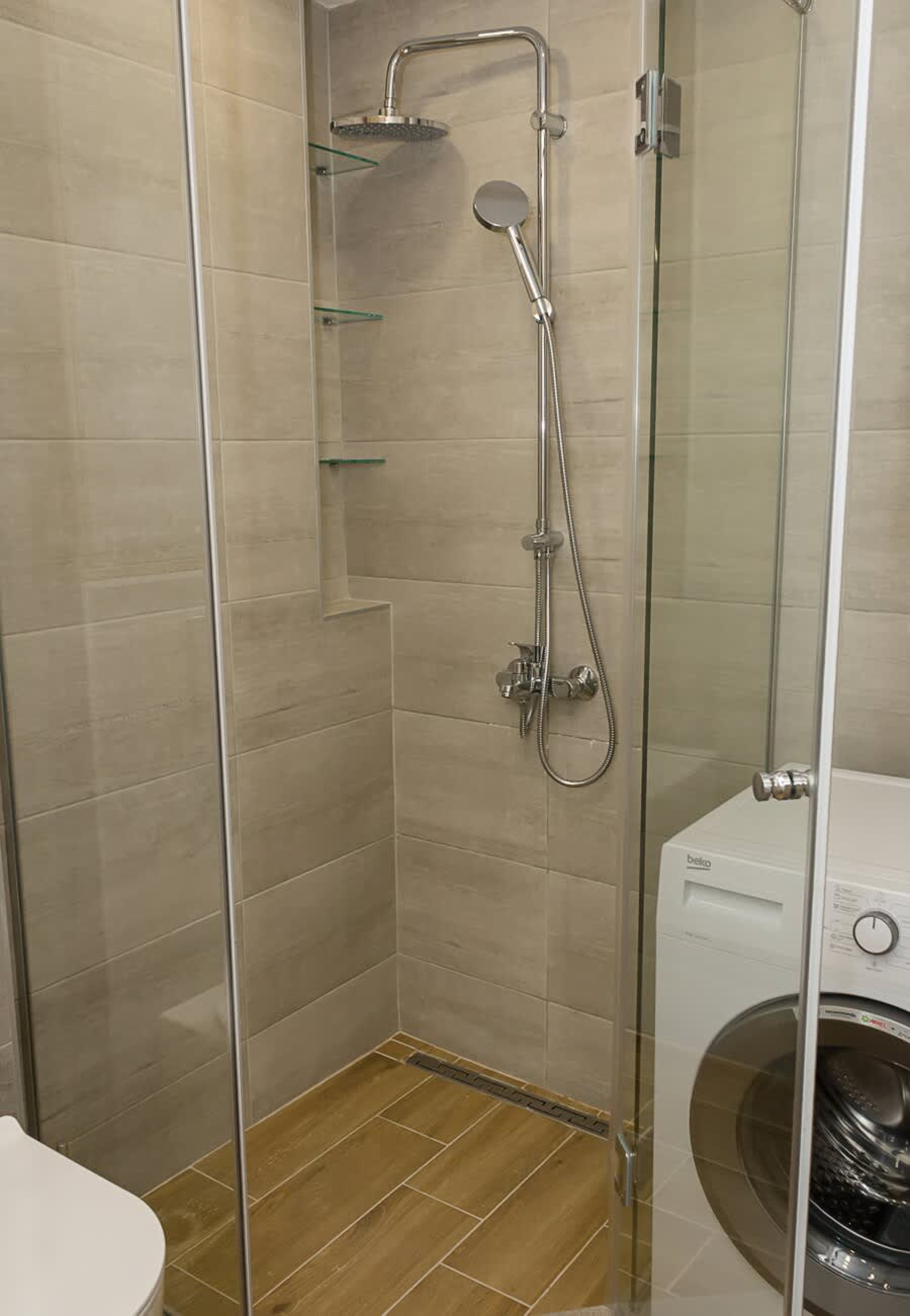 Scoutaround White Logo