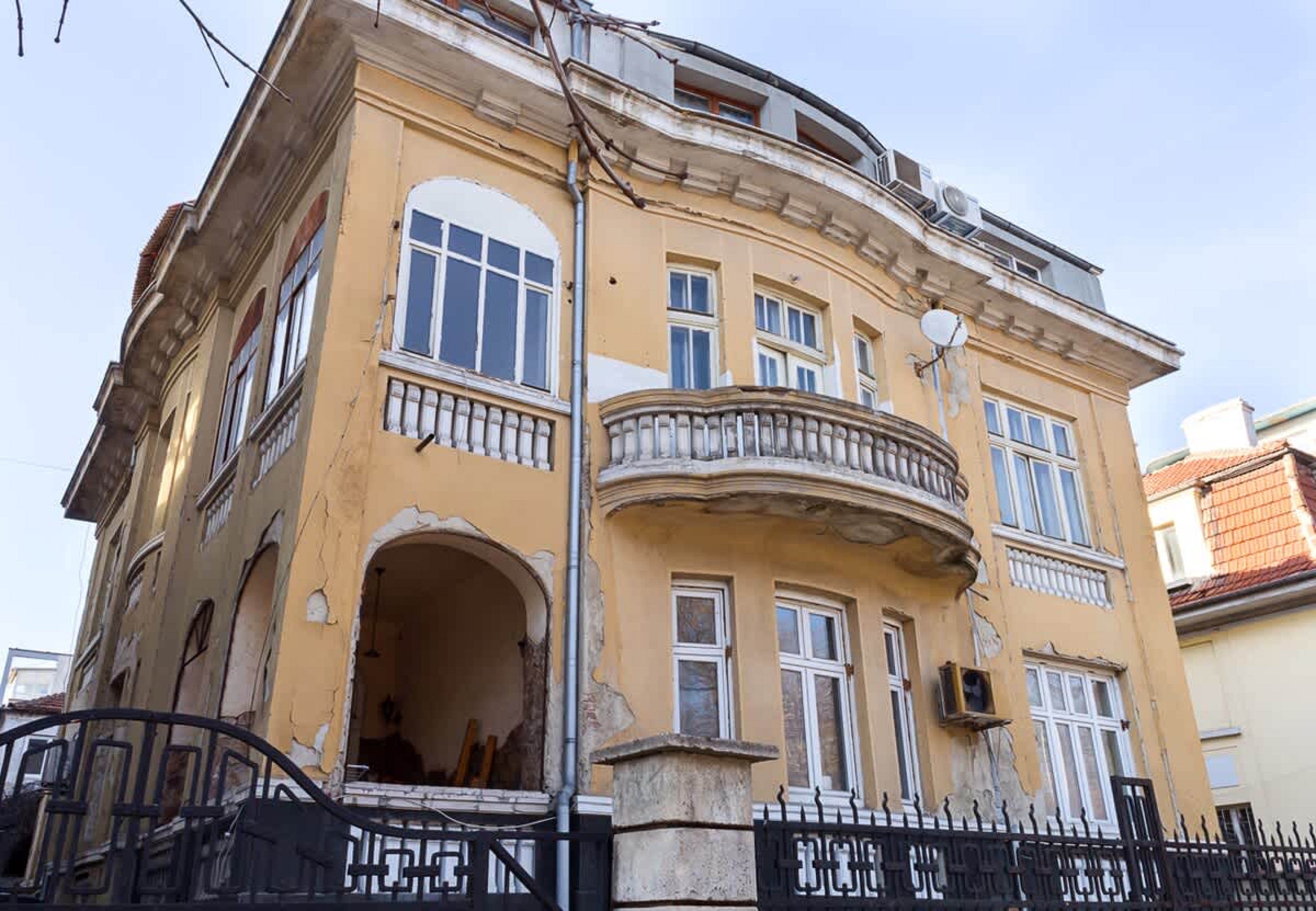 Scoutaround White Logo