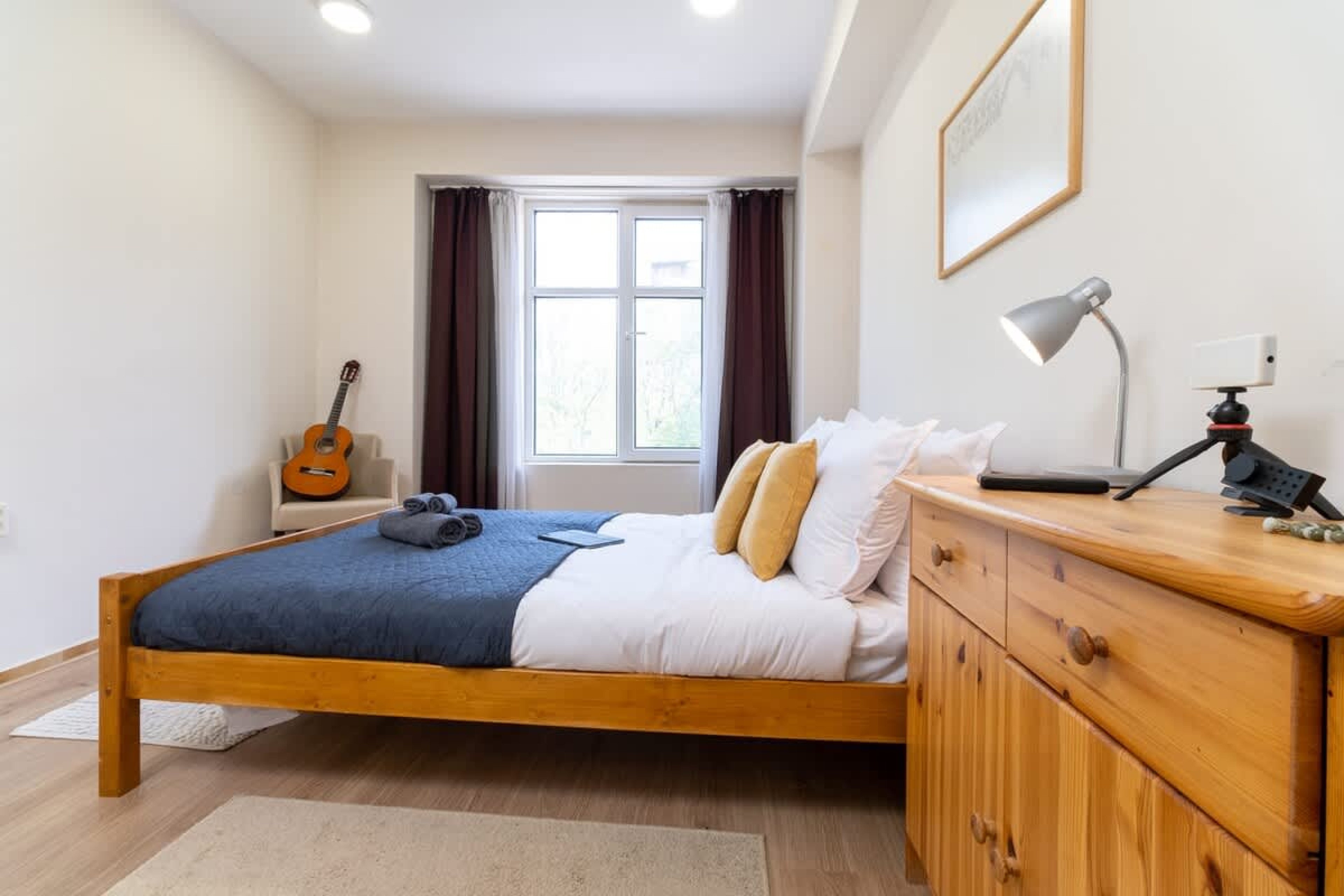 Scoutaround White Logo