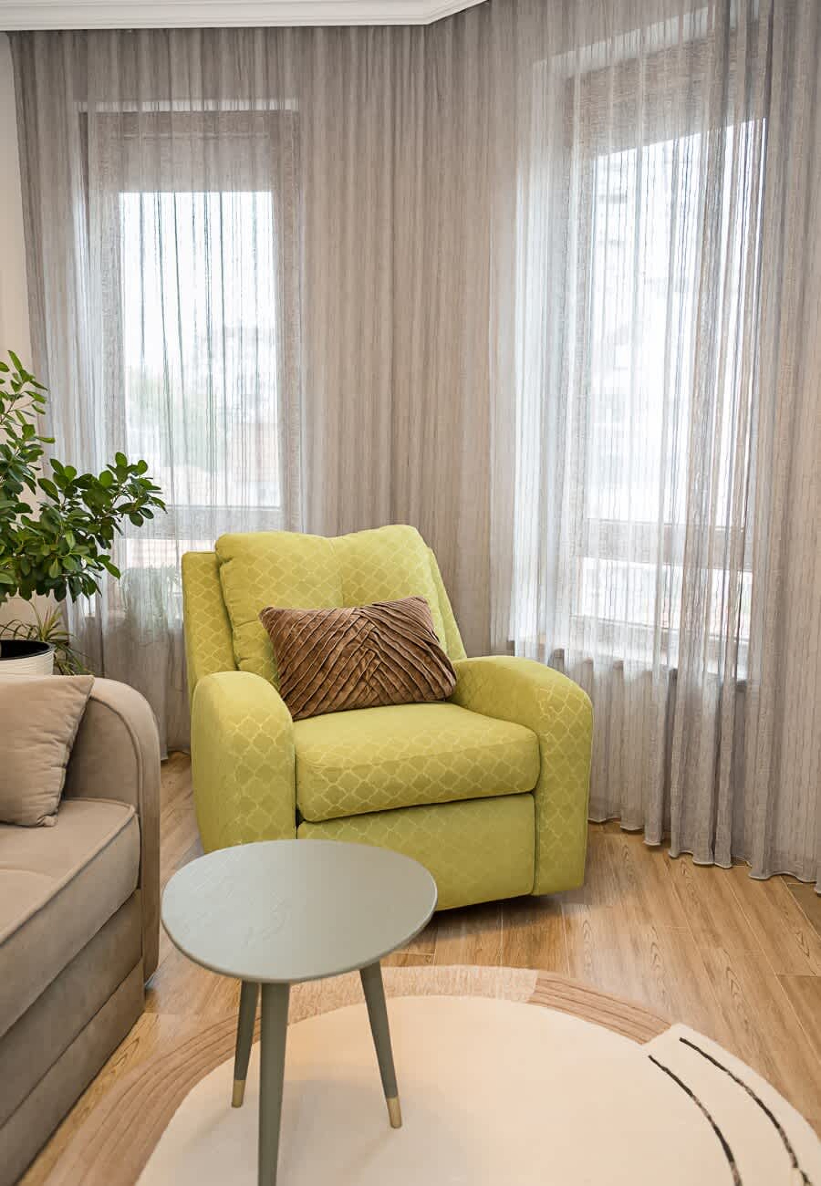 Scoutaround White Logo